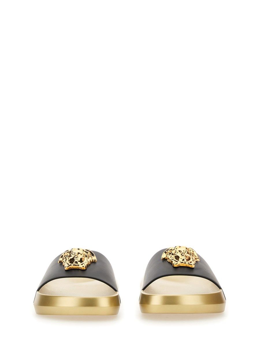 Versace o1y0226 Slippers in Black/Gold Size US 6 / IT 36 - 4 Thumbnail