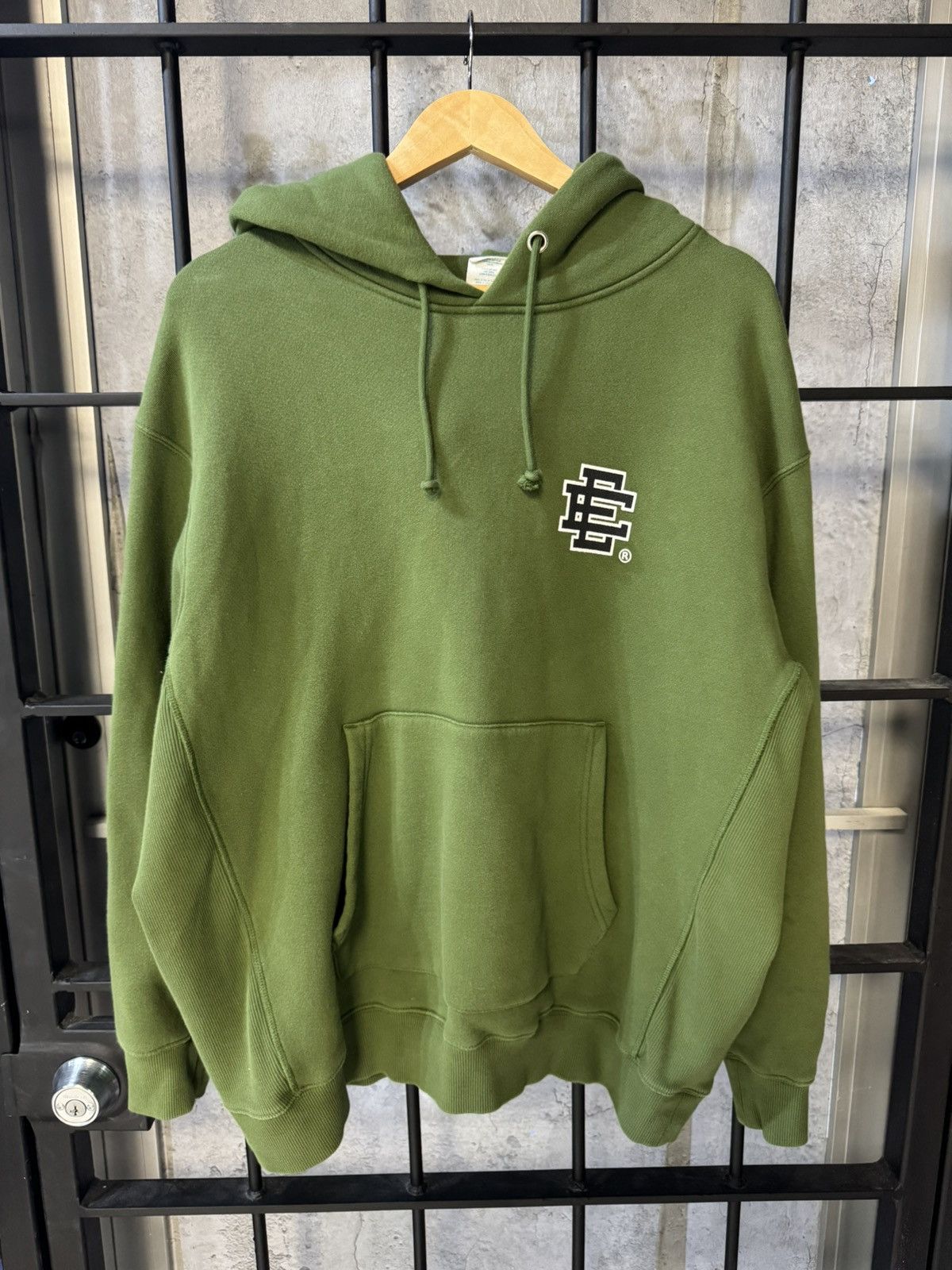 Eric Emanuel Eric Emanuel EE Logo Olive Hoodie Size US XXL / EU 58 / 5 - 1 Thumbnail