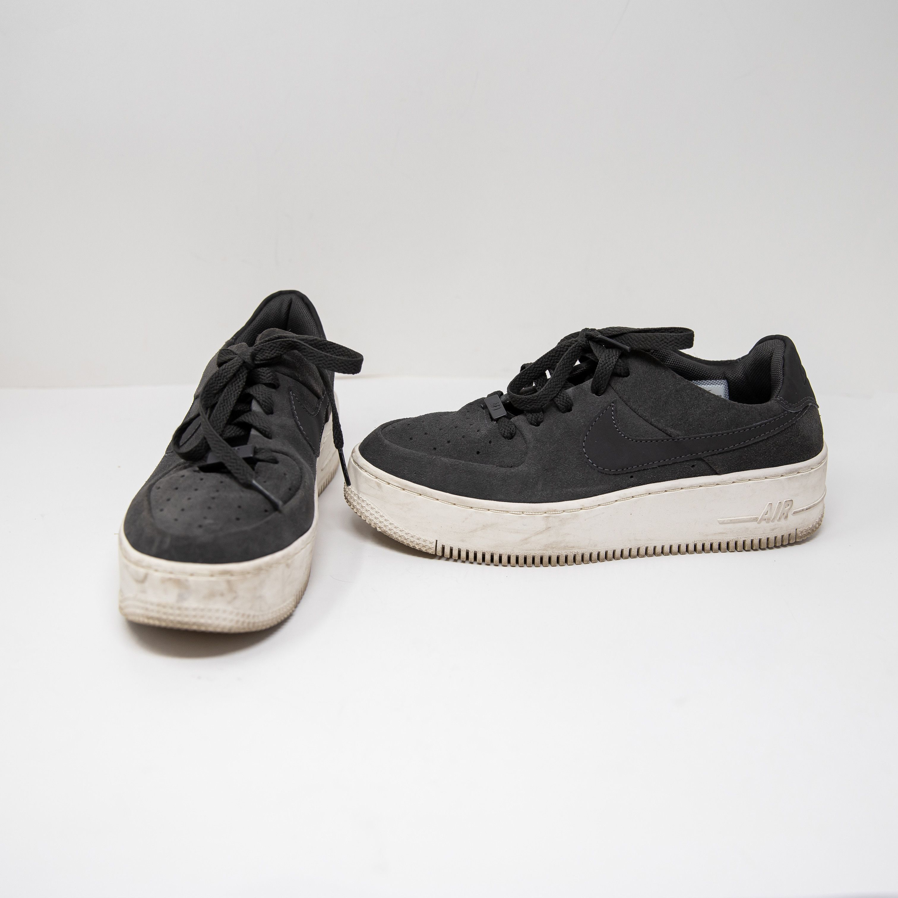 Nike Nike Women's Sage Air Force Low Top Lace Size US 8.5 / IT 38.5 - 1 Thumbnail