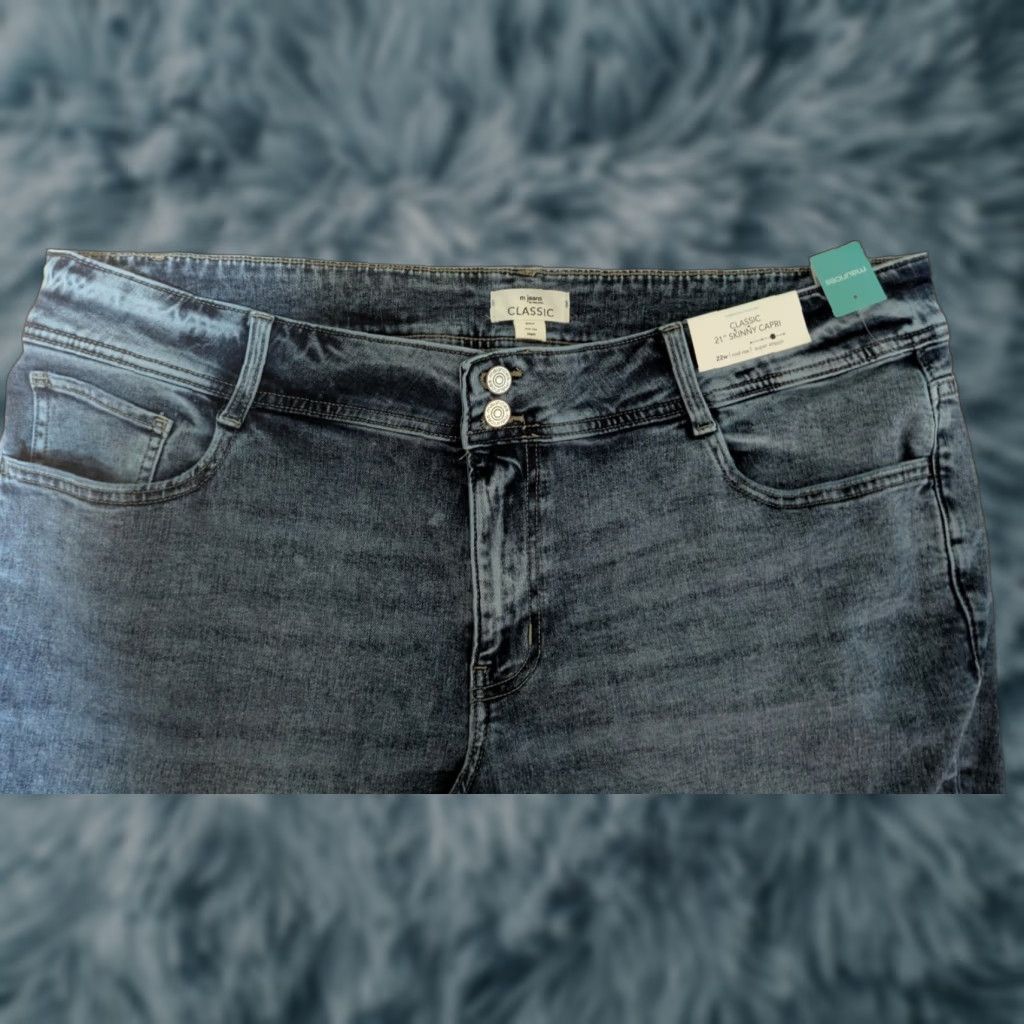 Vintage Maurice’s Skinny Capris Jeans 22W Plus Medium Wash Blue 5-Pocket Stretch NWT Womens Size ONE SIZE - 1 Thumbnail
