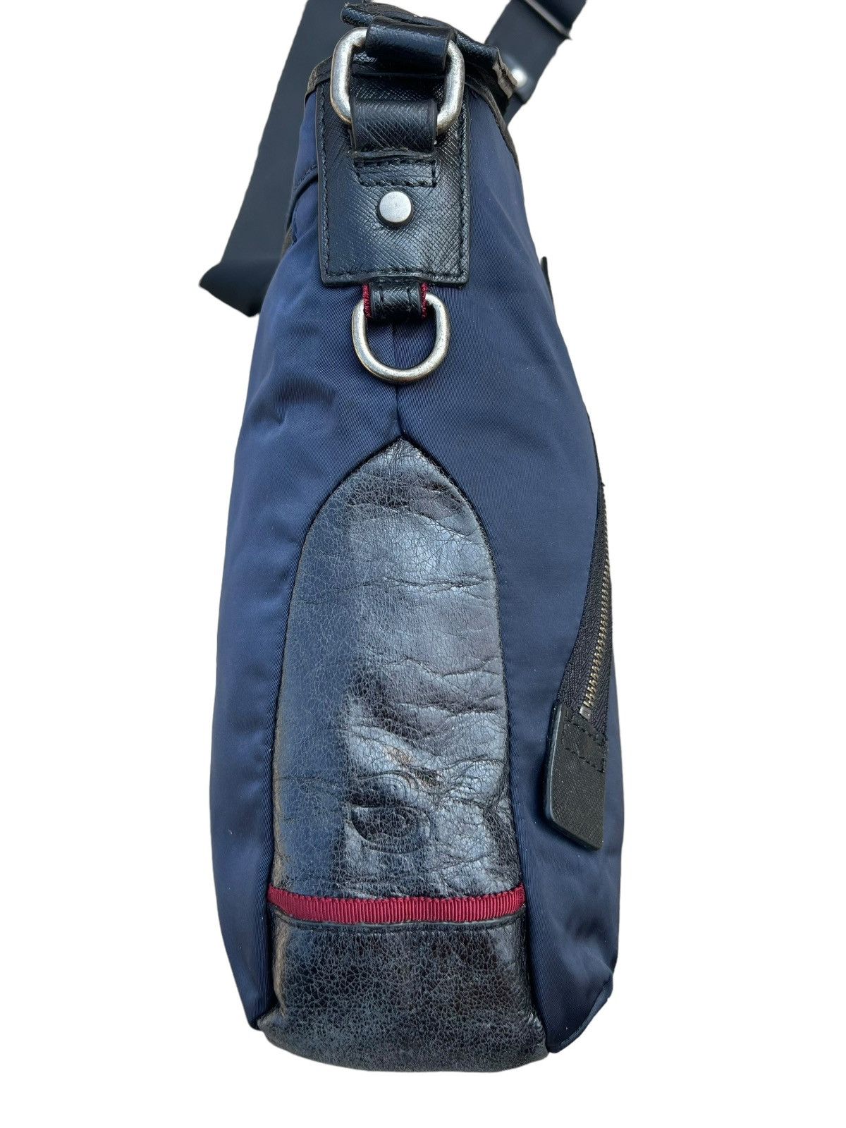 Lanvin Lanvin en bleu Distressed Hybrid Leather Bag Size ONE SIZE - 5 Thumbnail