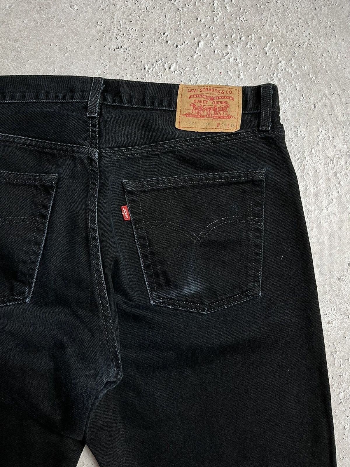 Levi's × Levi's Made & Crafted × Levi's Vintage Clothing Levi’s 521 vintage Baggy Black Jeans Pants Size US 36 / EU 52 - 2 Thumbnail