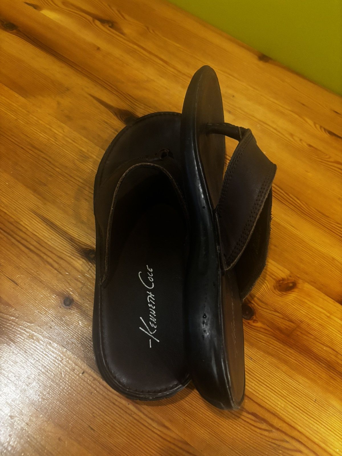 Kenneth Cole Men’s brown leather sandals0204 Size US 8 / EU 41 - 6 Thumbnail