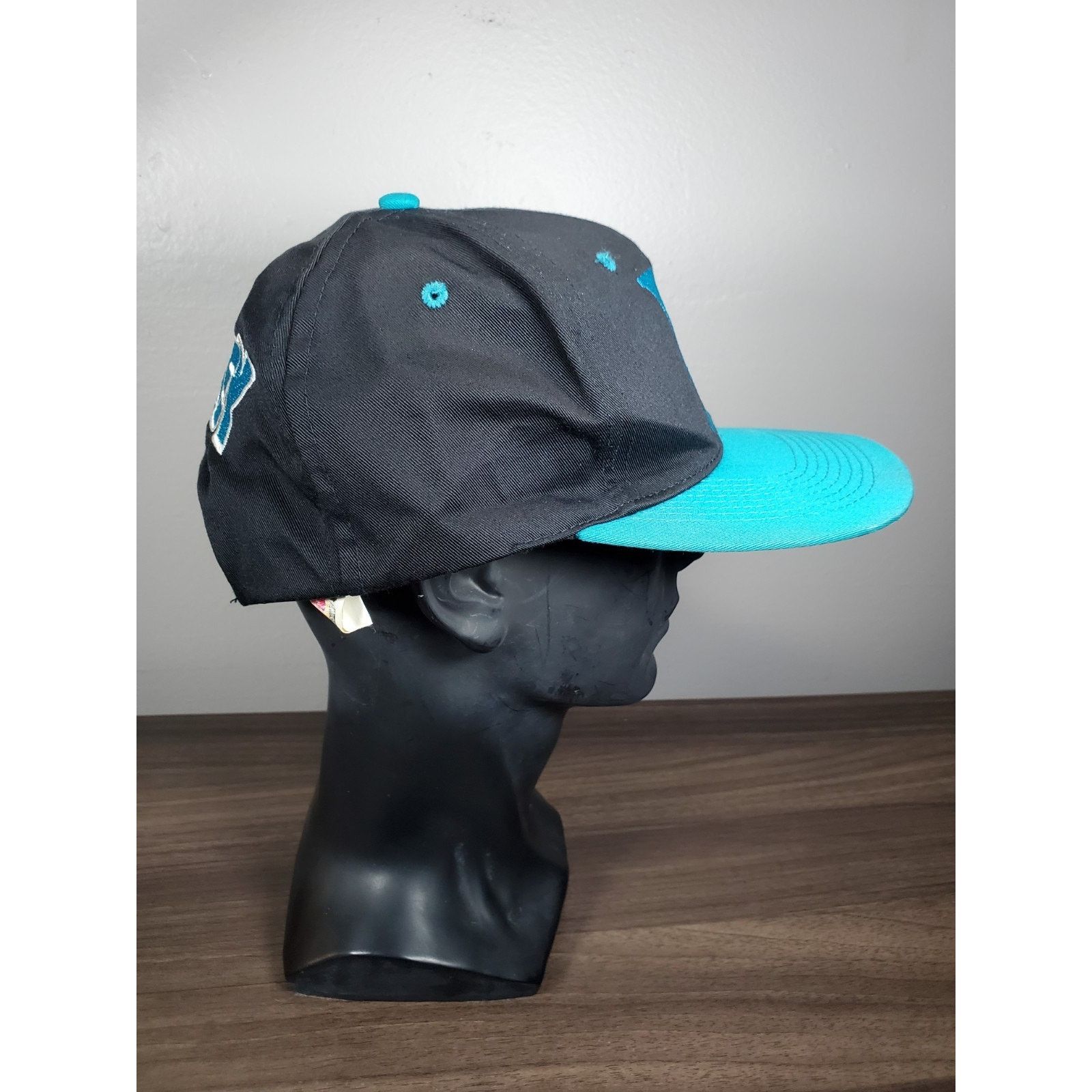 Disney × Mickey Unlimited × Vintage Disney Mickey Mouse Snapback Hat Cap M Logo Two Tone Size ONE SIZE - 5 Thumbnail