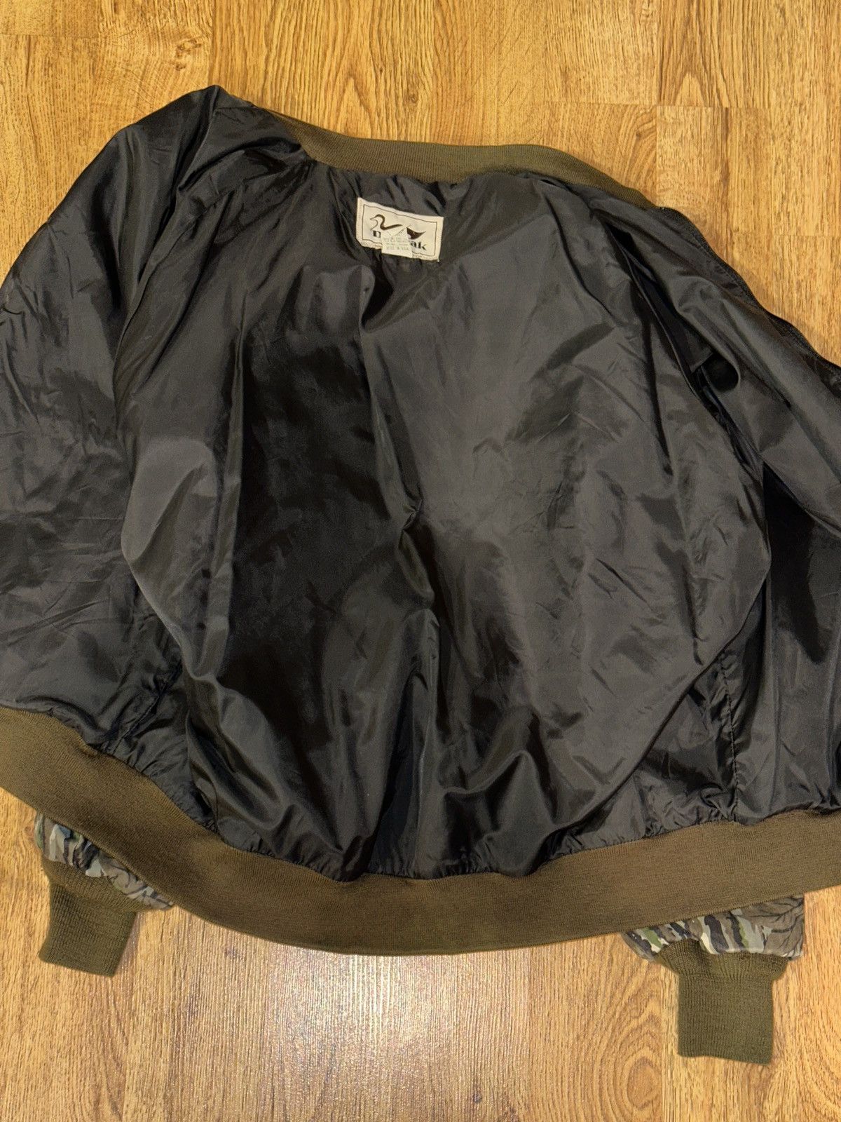 Carhartt VTG Duxbak Bomber Jacket Realtree Camo Lightweight Pockets L Size US L / EU 52-54 / 3 - 6 Thumbnail