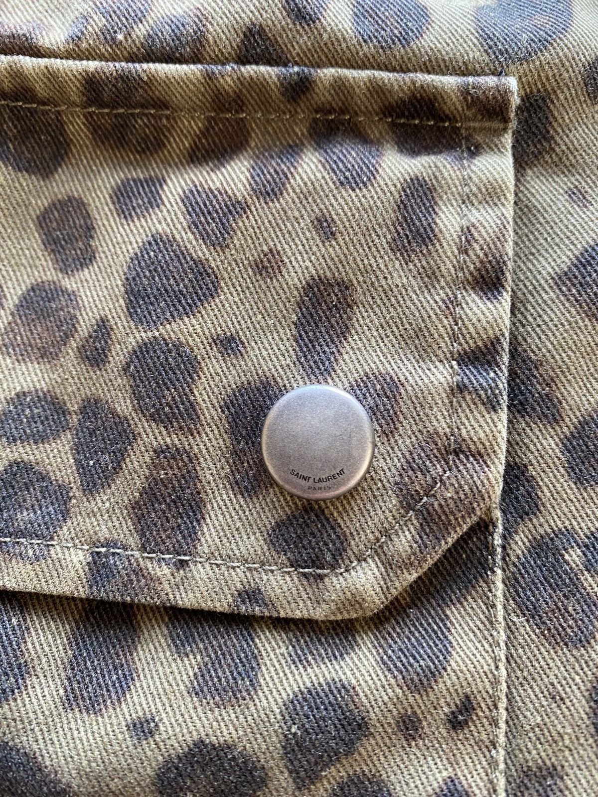 Saint Laurent Paris × Yves Saint Laurent Rare Saint Laurent Paris Leopard Print Military Jacket Y2K Size US M / EU 48-50 / 2 - 10 Thumbnail