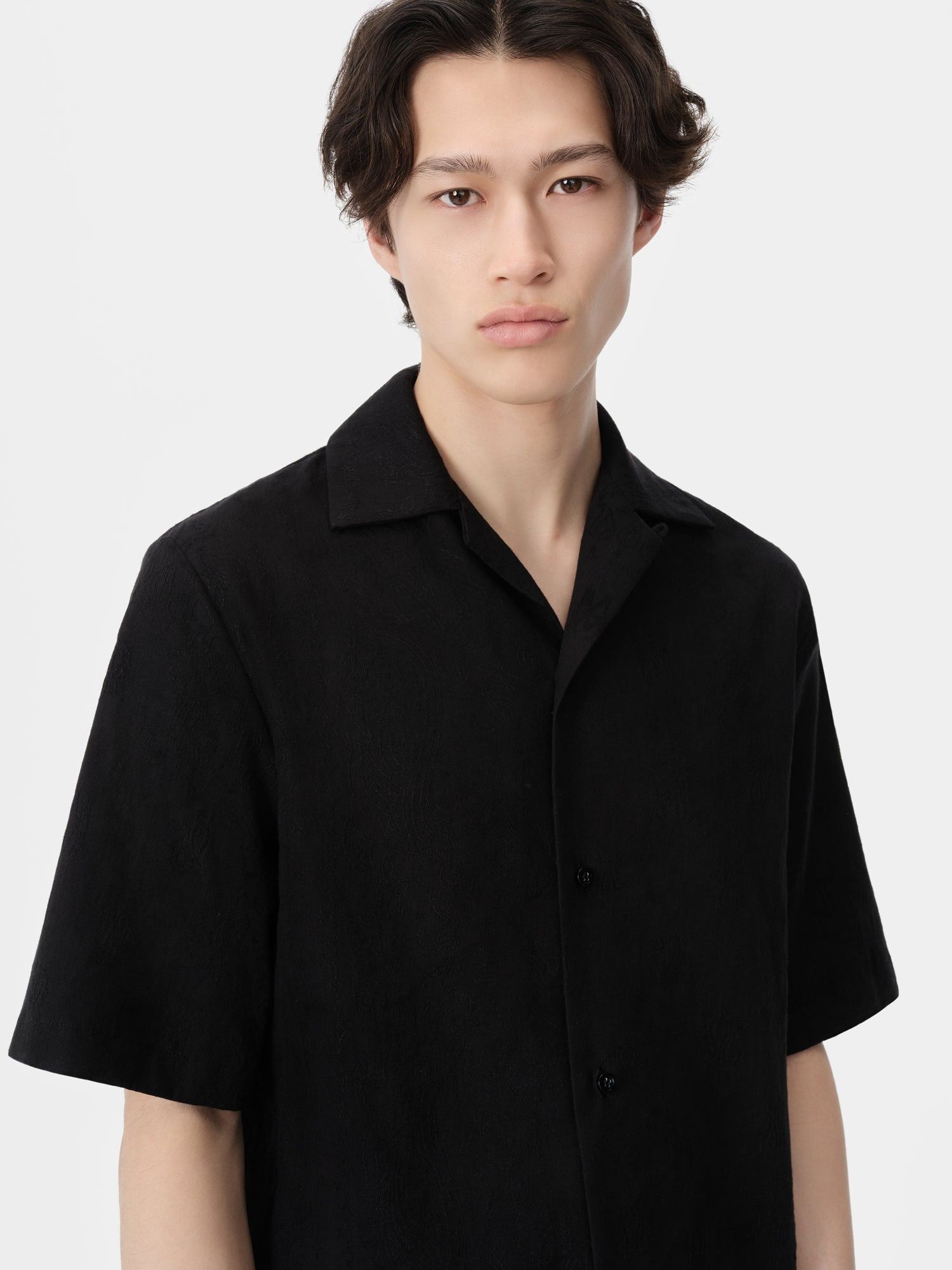 Amiri o1s1wg110625 Bandana Linen Camp Shirt in Black Size US M / EU 48-50 / 2 - 5 Thumbnail