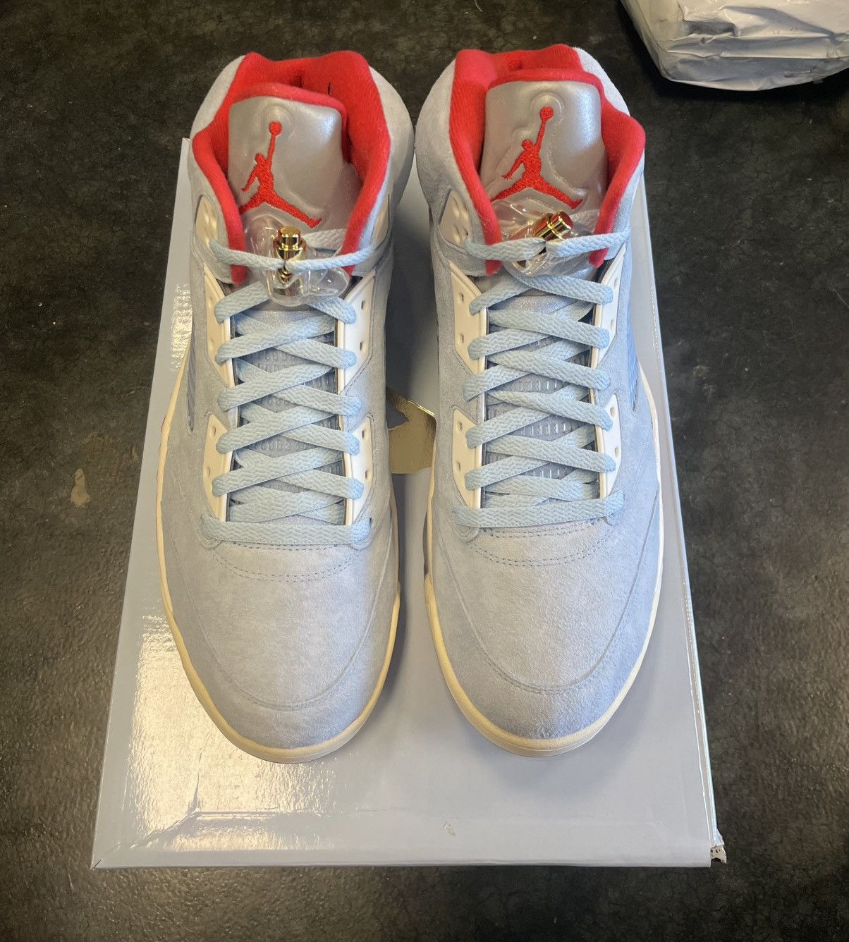 Jordan Brand Jordan 5 Trophy Room Ice Blue Size US 11.5 / EU 44-45 - 2 Thumbnail