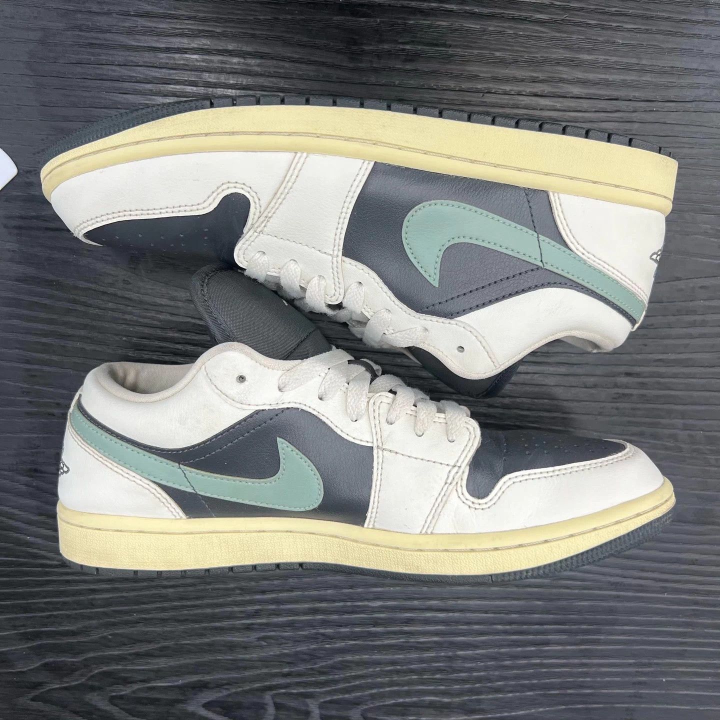 Other Air Jordan 1 Low Black Green SZ 42 w/ Box Size US 9 / EU 42 - 3 Thumbnail