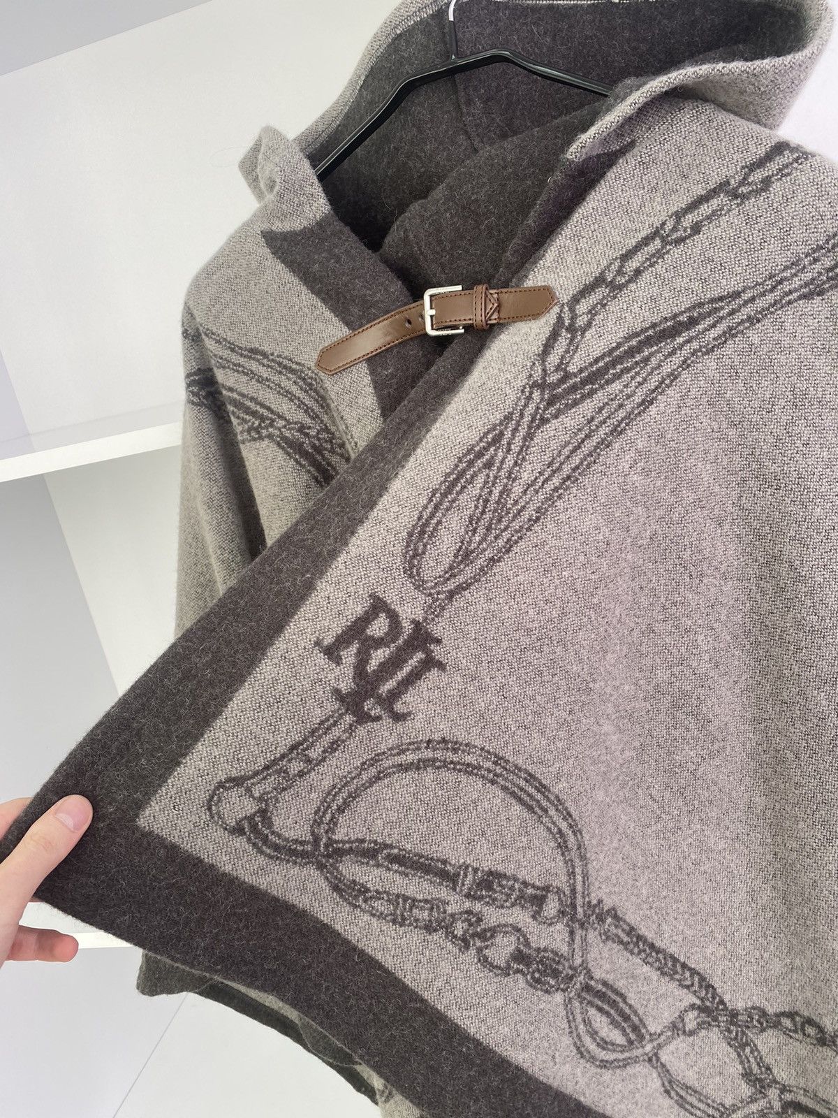 Ralph Lauren × Vintage Vintage Lauren by Ralph Lauren Belted Jacquard Poncho Size M / US 6-8 / IT 42-44 - 6 Thumbnail