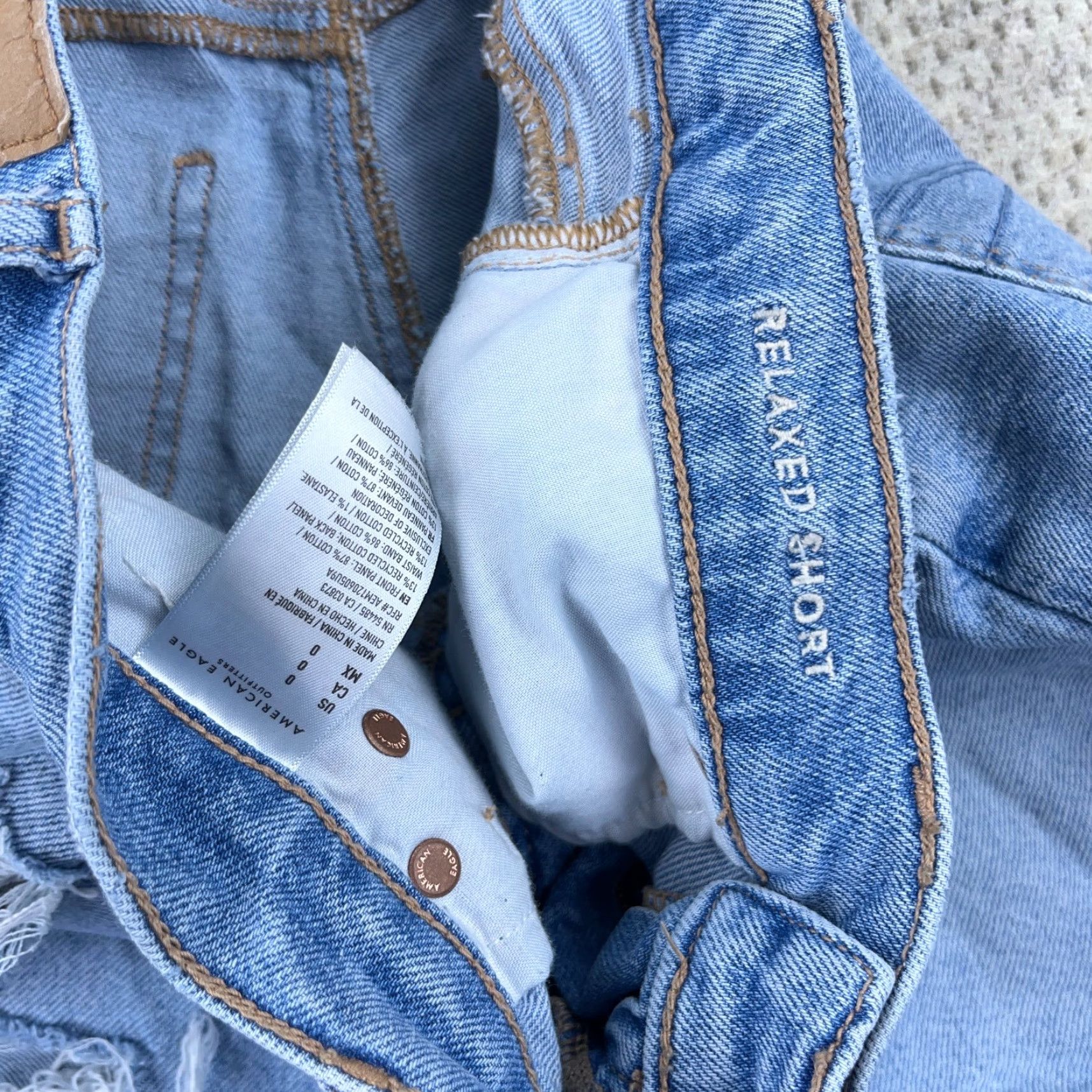 American Eagle Outfitters American Eagle Outfitters Shorts Women 0 Relaxed Fit Denim Light Blue 5-Pocket Jorts Distressed Holes Modern Classic Casual Women Size 25" / US 0 / IT 36 - 3 Thumbnail