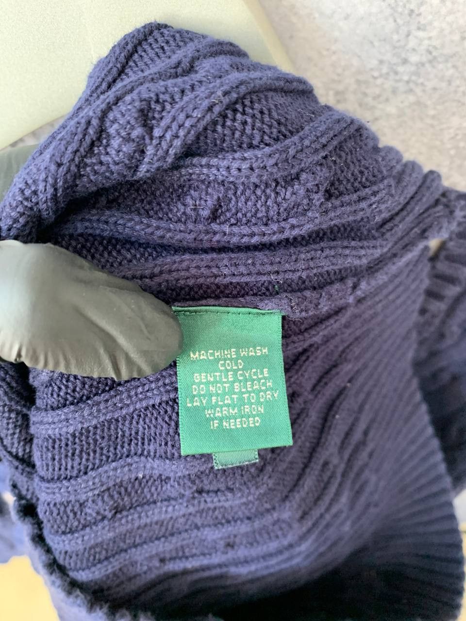 Lauren Ralph Lauren Lauren Ralph Lauren Green Label Cable Knit V-Neck Sweater Size M / US 6-8 / IT 42-44 - 10 Thumbnail