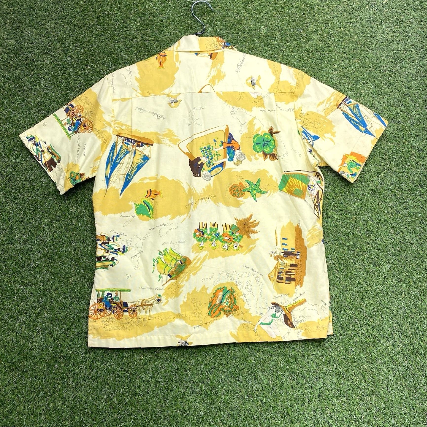 Vintage VINTAGE The Island Shop Hawaiian Shirt Mens Large Short Sleeve Yellow Seashell Sailboat Map Aloha 1970s Beach Size US L / EU 52-54 / 3 - 3 Thumbnail