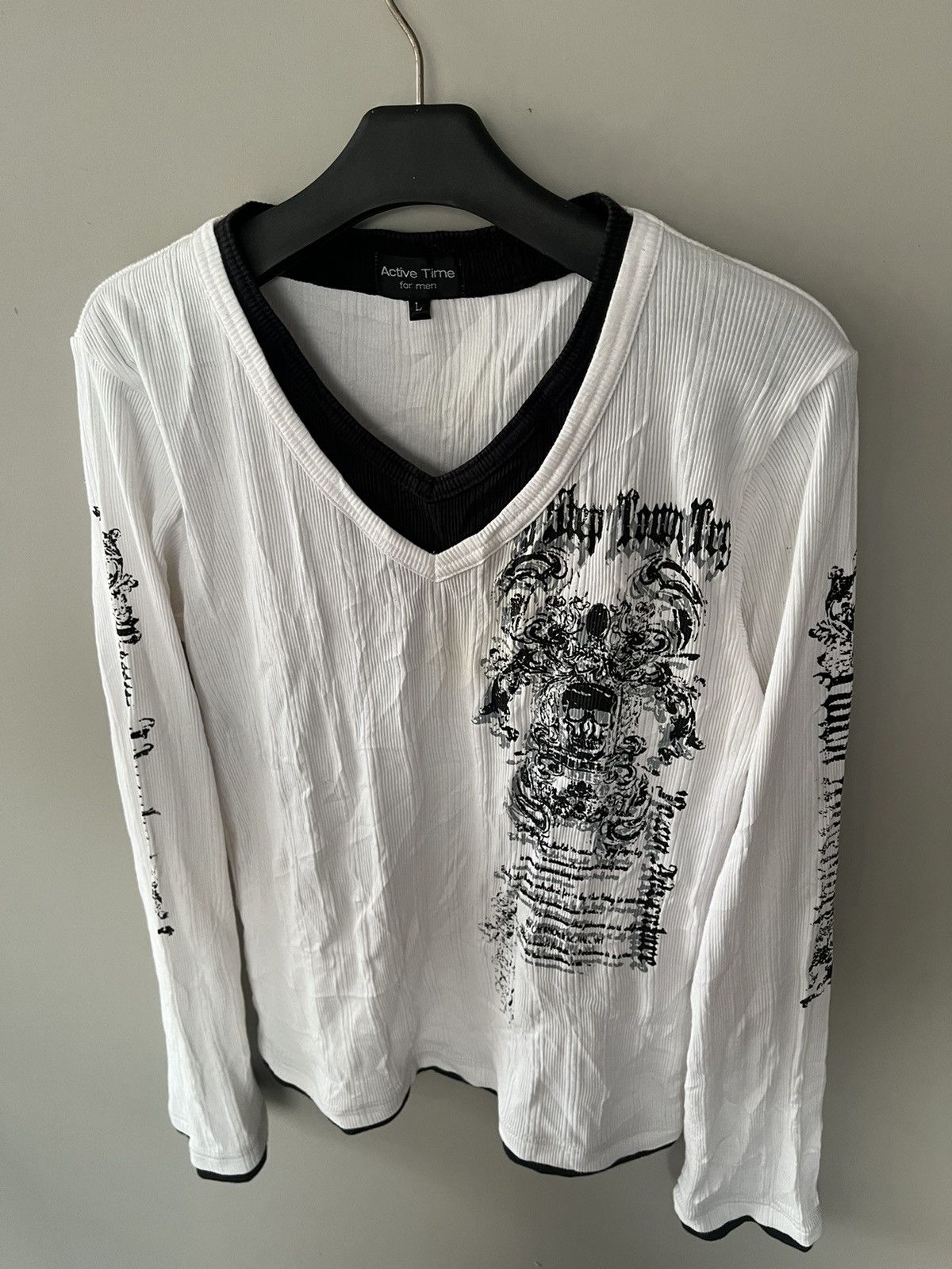 If Six Was Nine JAPANESE ACTIVETIME POEM SKULL SEDITIONARIES VKEI PUNK STYLE Size US L / EU 52-54 / 3 - 5 Thumbnail