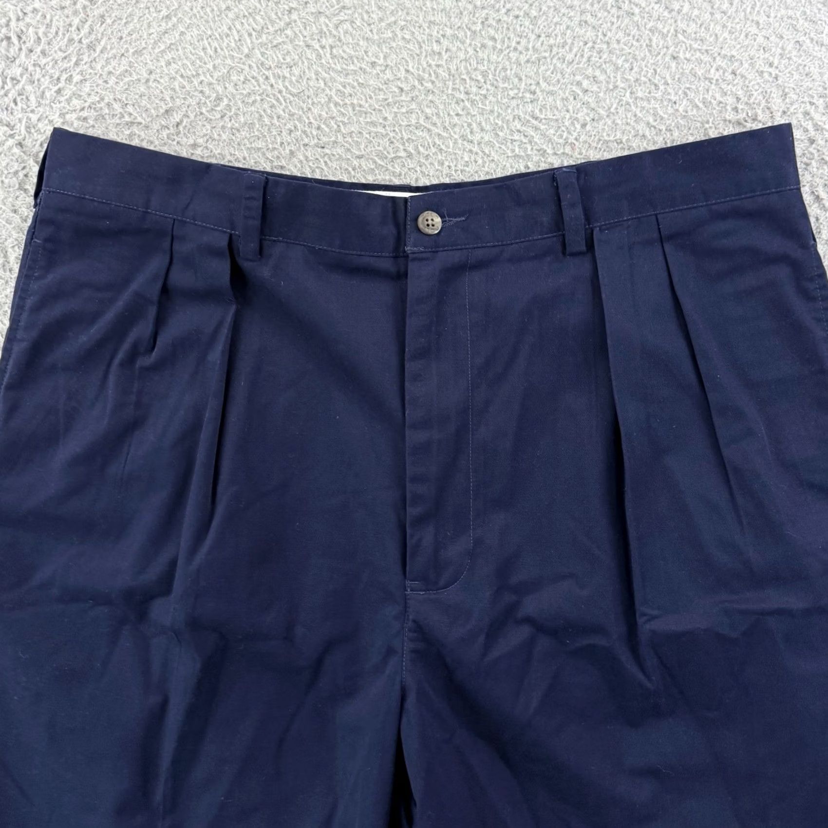 Ralph Lauren VINTAGE Ralph Lauren Polo The Classic Golf Shorts Mens 36 Blue Pleated Chino Cotton Canvas Polo Ralph Lauren Logo Zipper Front Pocket Size US M / EU 48-50 / 2 - 4 Thumbnail