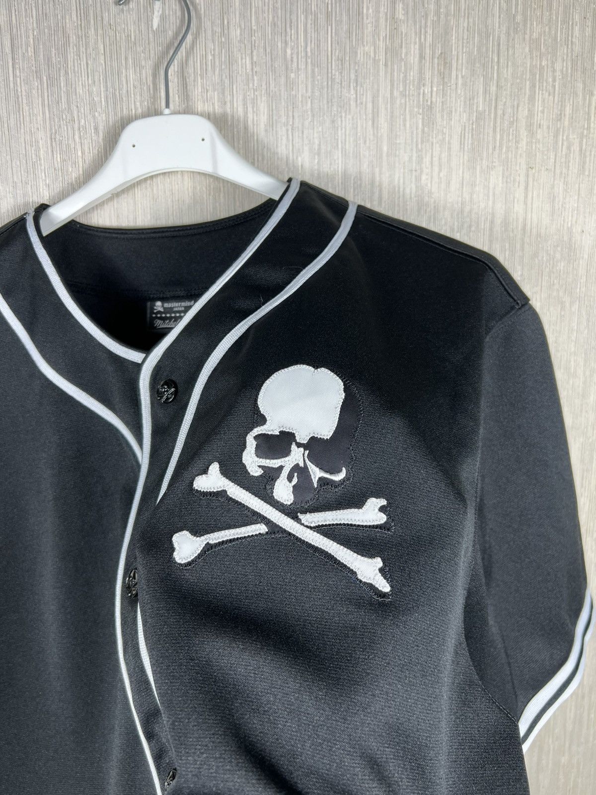 Mastermind Japan Mastermind Japan x Mitchell & Ness skull baseball jersey tee Size US XL / EU 56 / 4 - 11 Thumbnail