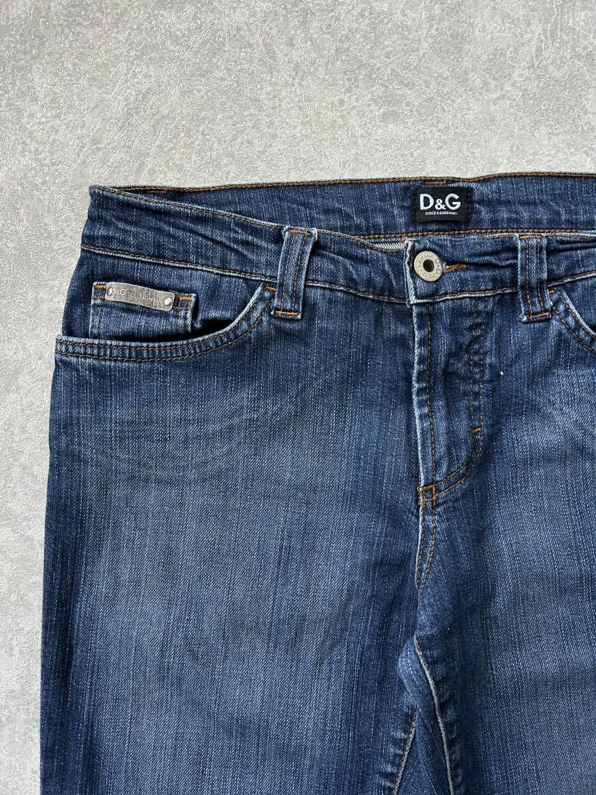 Dolce & Gabbana 2000s Dolce & Gabbana Flared Embroidered Logo Denim Jeans Size 28" / US 6 / IT 42 - 6 Thumbnail