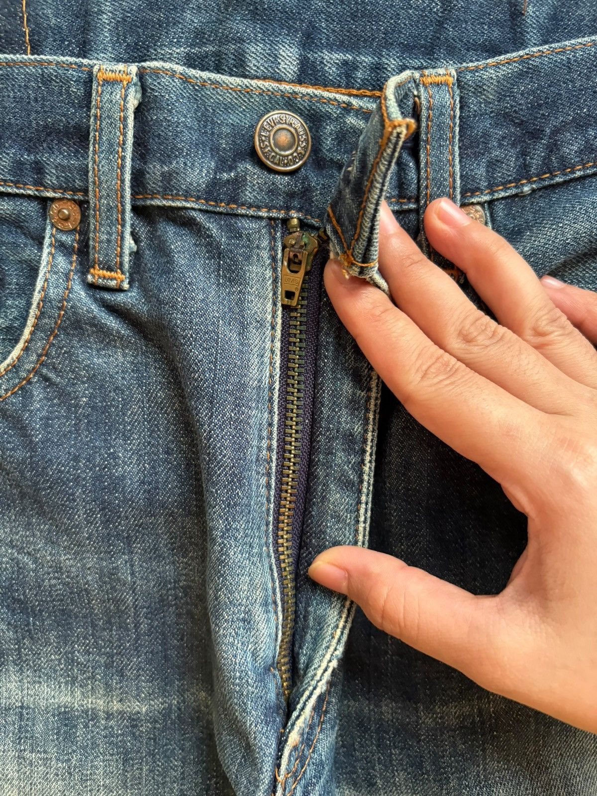 Levi's Vintage 90s Levis 512 Mud Wash Distressed Loose Jeans Size US 28 / EU 44 - 3 Thumbnail