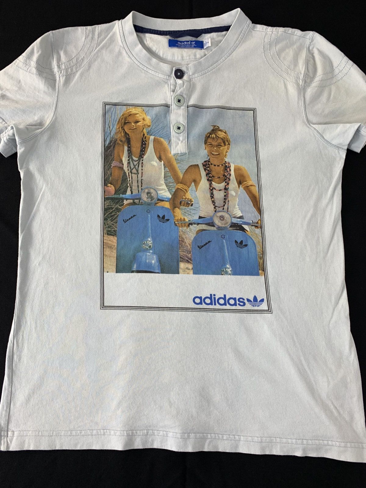 Adidas Adidas X Vespa Henley Neck Graphic Screen Printed T-shirt Size M / US 6-8 / IT 42-44 - 2 Thumbnail