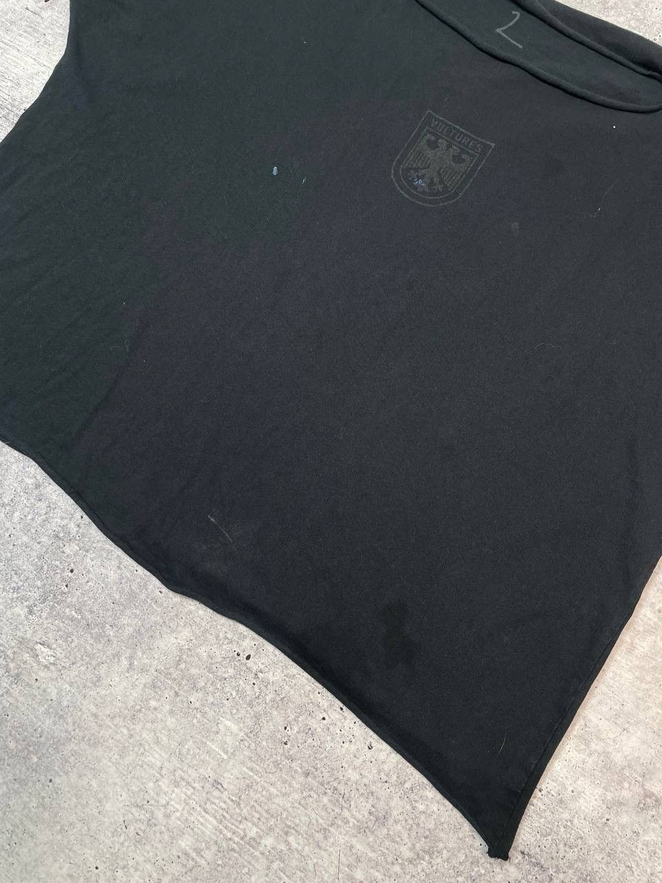 Kanye West Vultures Kanye West Promo Big Logo Merch Tee T-Shirt Y2K Size US L / EU 52-54 / 3 - 6 Thumbnail