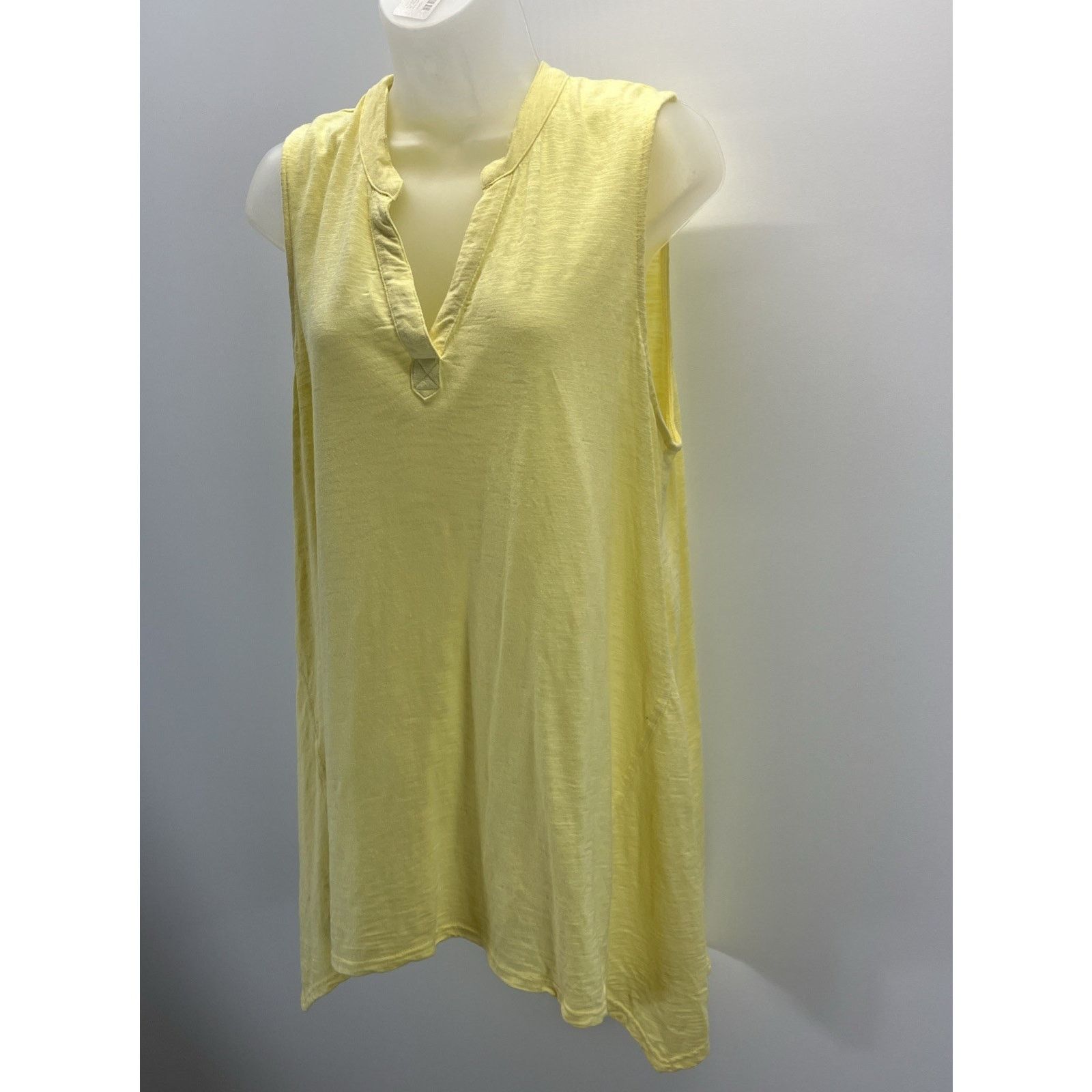Chicos Chicos Sleeveless Top Size 2 Yellow Popover Size XS / US 0-2 / IT 36-38 - 3 Thumbnail