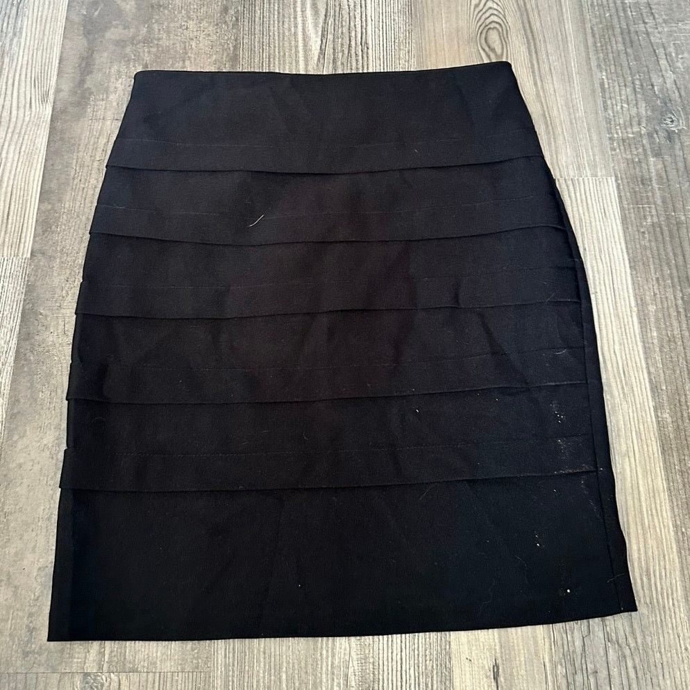 Other no brand black layered bodycon skirt Size 30" / US 8 / IT 44 - 1 Thumbnail