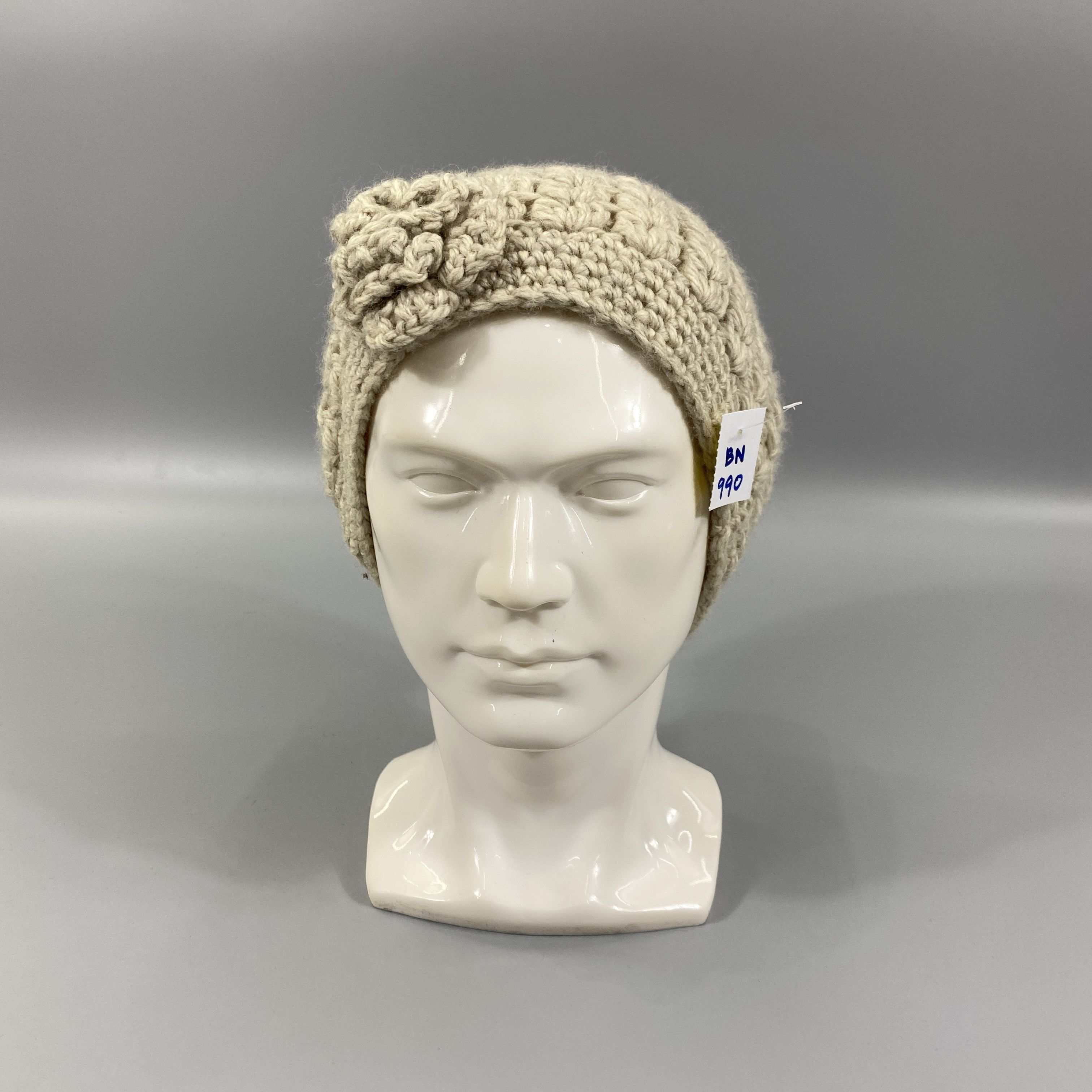 Japanese Brand Knitted Snow Cap Beanie Hats With Mini Flowers -BN990 Size ONE SIZE - 1 Thumbnail
