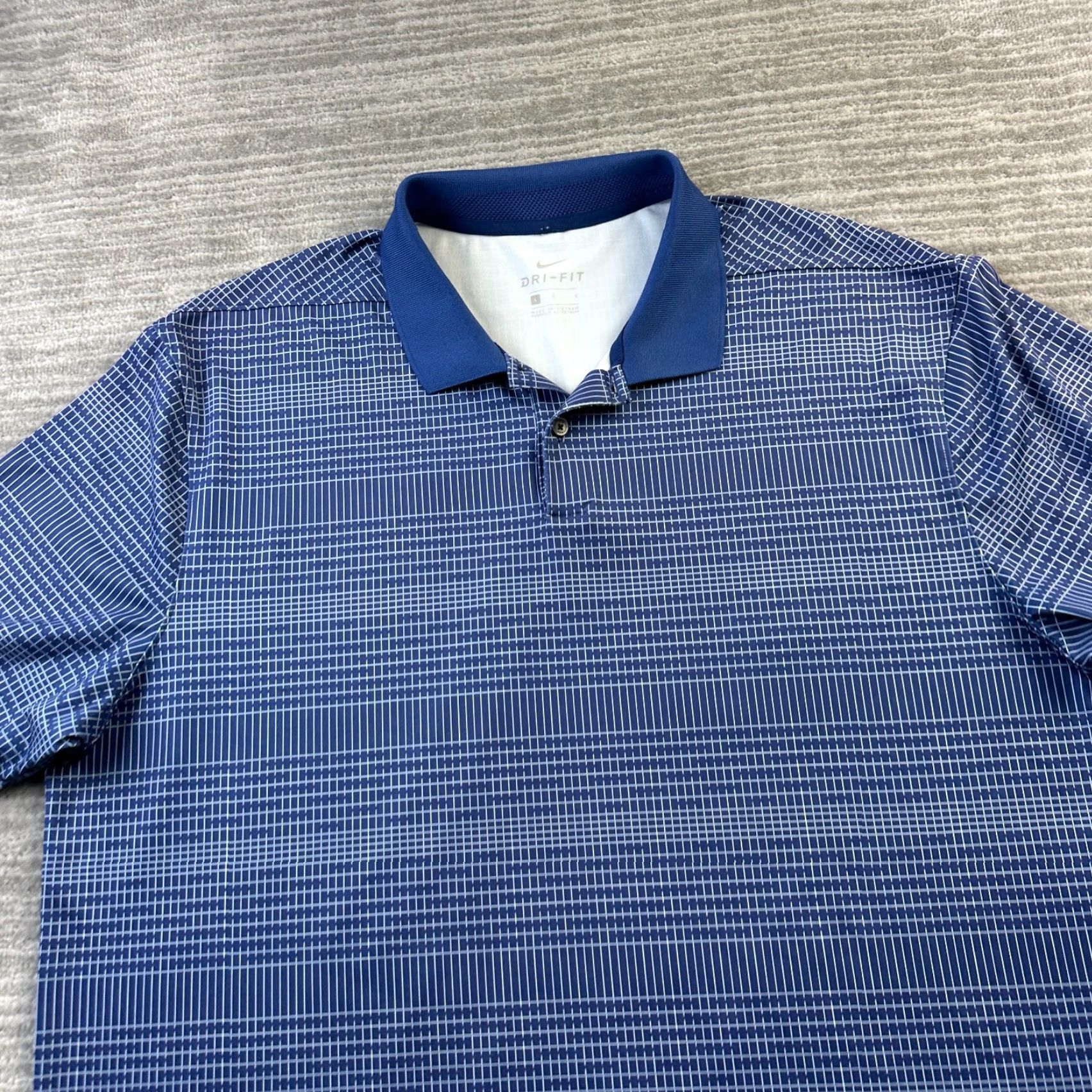 Nike Nike Shirt Mens Large Blue Vapor All Over Print Dri Fit Golf Size US L / EU 52-54 / 3 - 3 Thumbnail