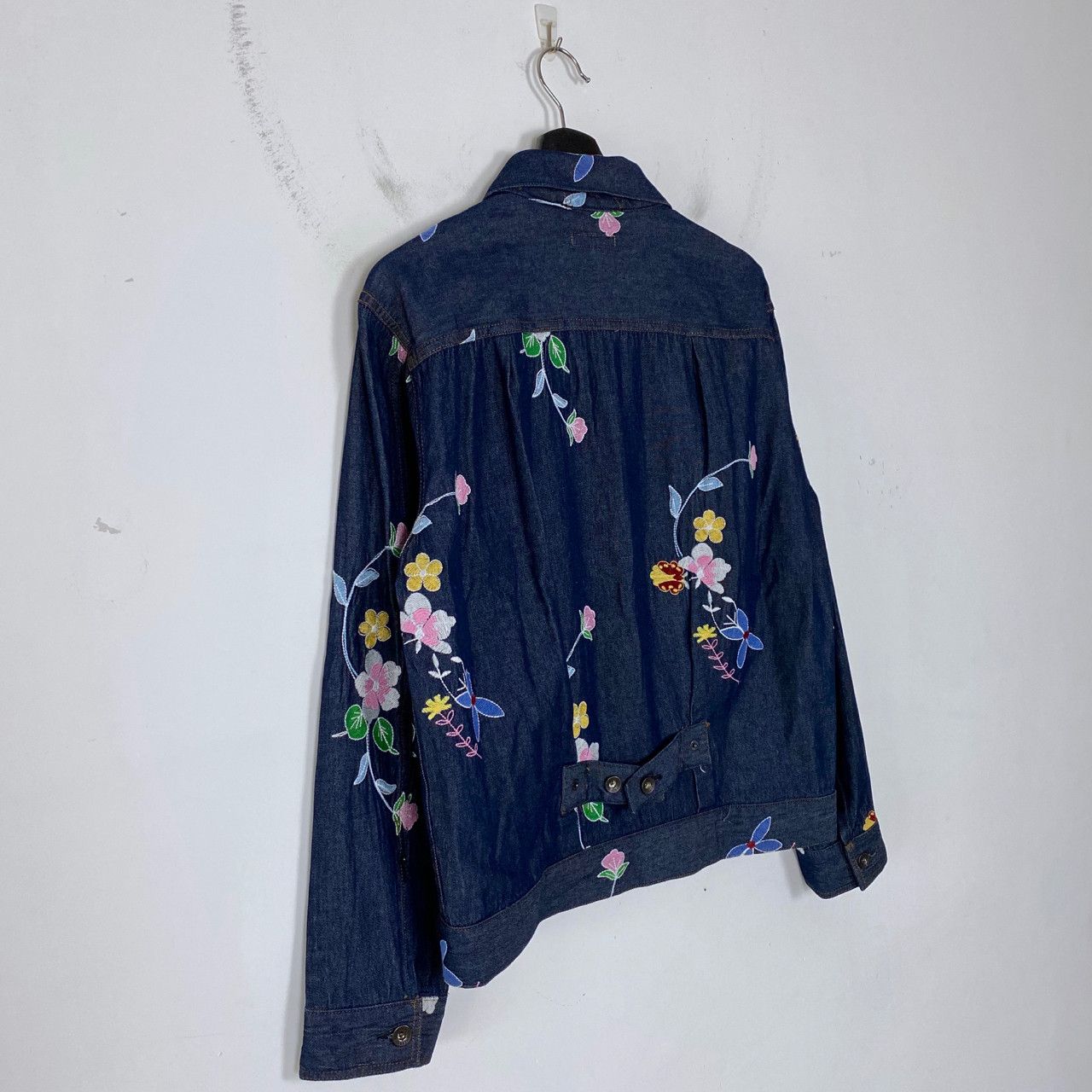 Engineered Garments INDIGO DENIM FLORAL EMBROIDERY TRUCKER JACKET Size US XXS / EU 40 - 4 Thumbnail