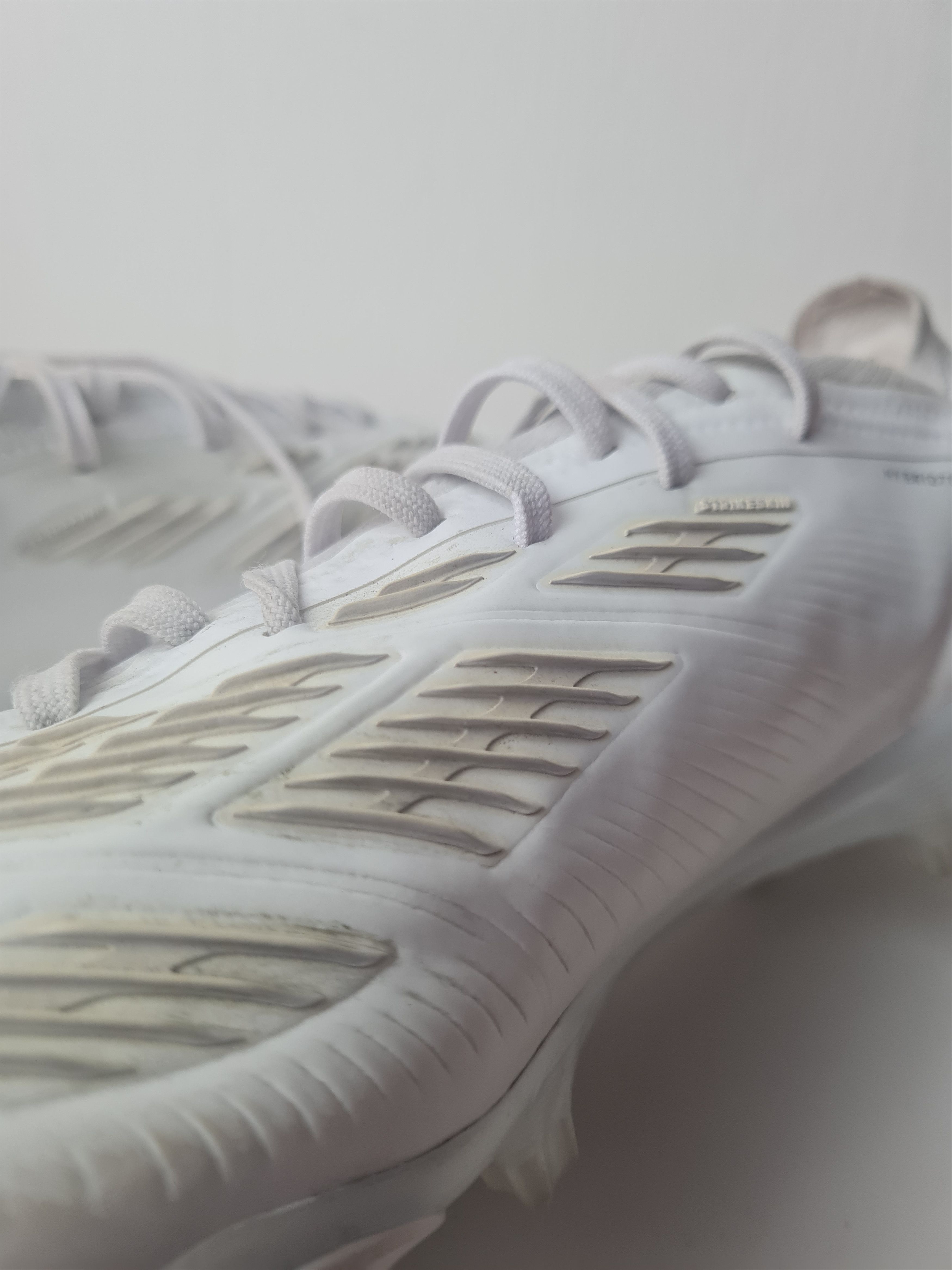 Adidas Football Soccer Adidas PREDATOR Pro FG Cleats White Silver Size US 12.5 / EU 45-46 - 19 Thumbnail