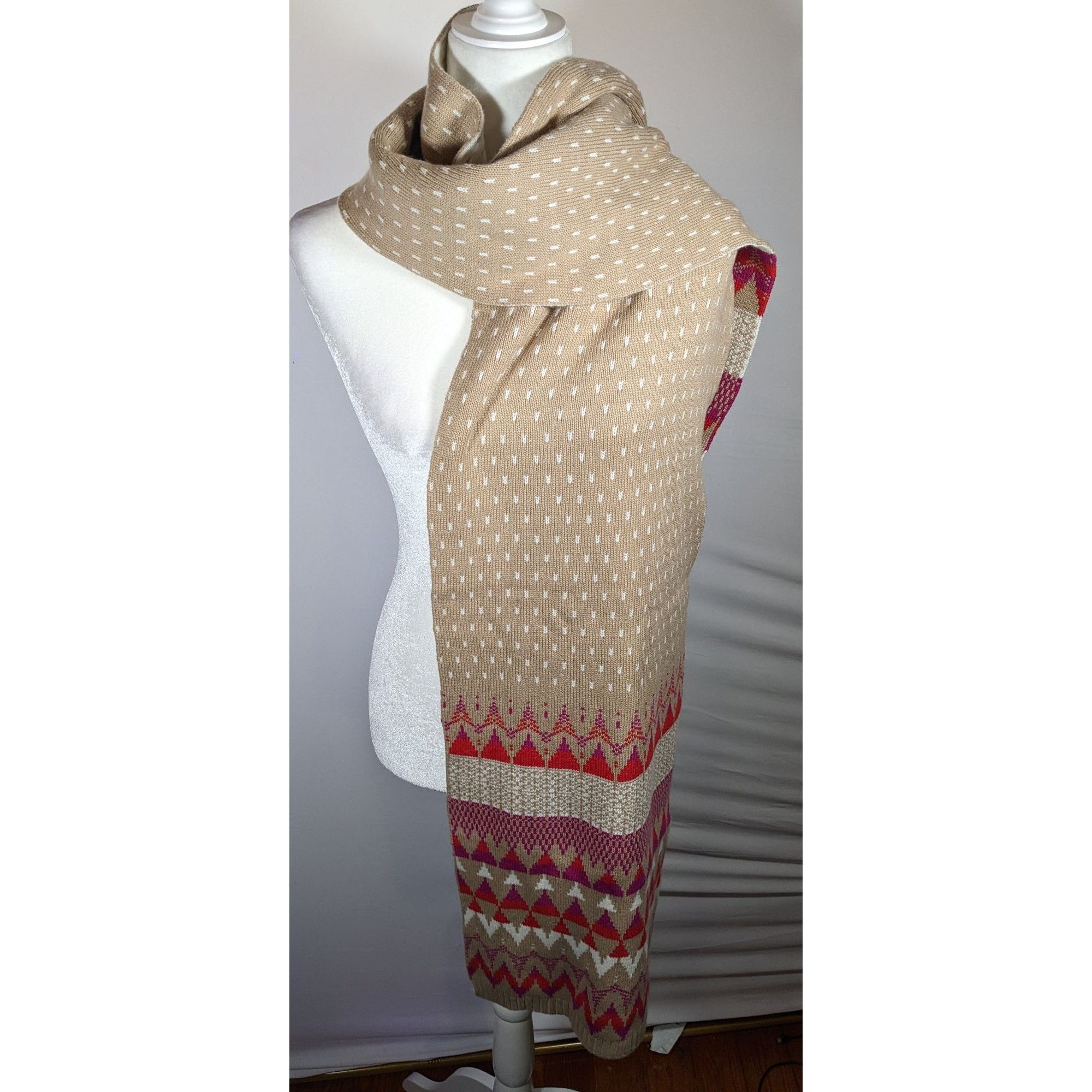 Other Classic Fair Isle Tan And Pink Heavy Winter Scarf Size ONE SIZE - 6 Thumbnail