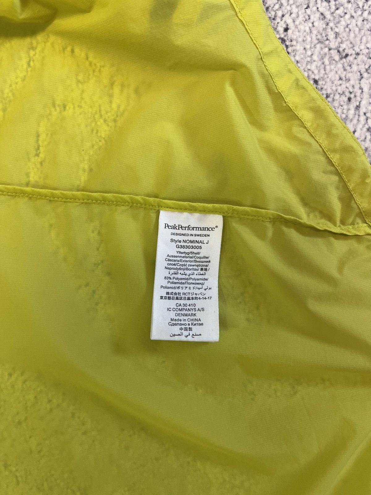 Peak Performance Men’s Peak Performance Nominal J Windbreaker Hooded Jacket M Size US M / EU 48-50 / 2 - 6 Thumbnail