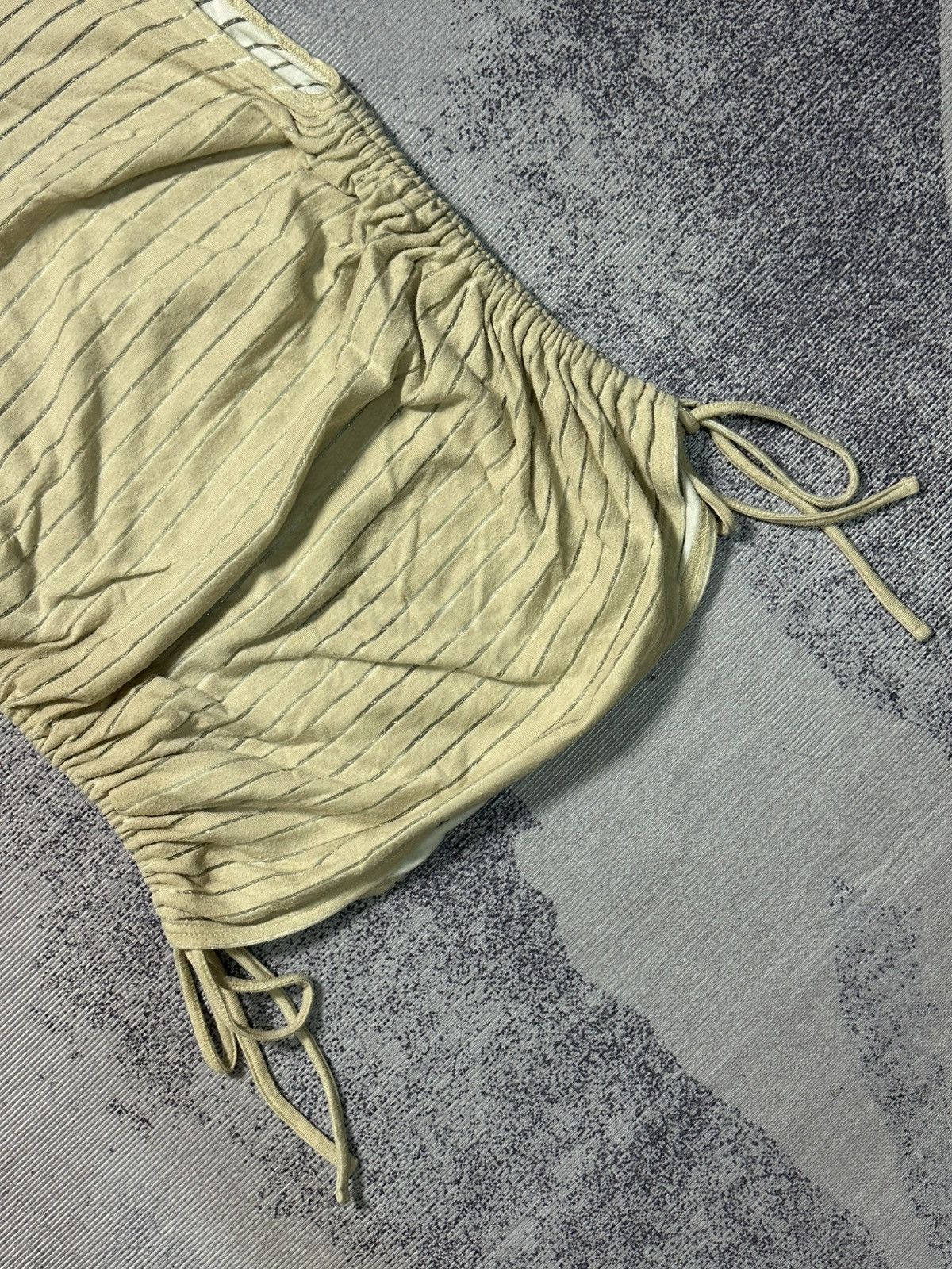 Tornado Mart Tornado Mart Crinkle Pleats Tank Top Y2k Style Size US XS / EU 42 / 0 - 7 Thumbnail