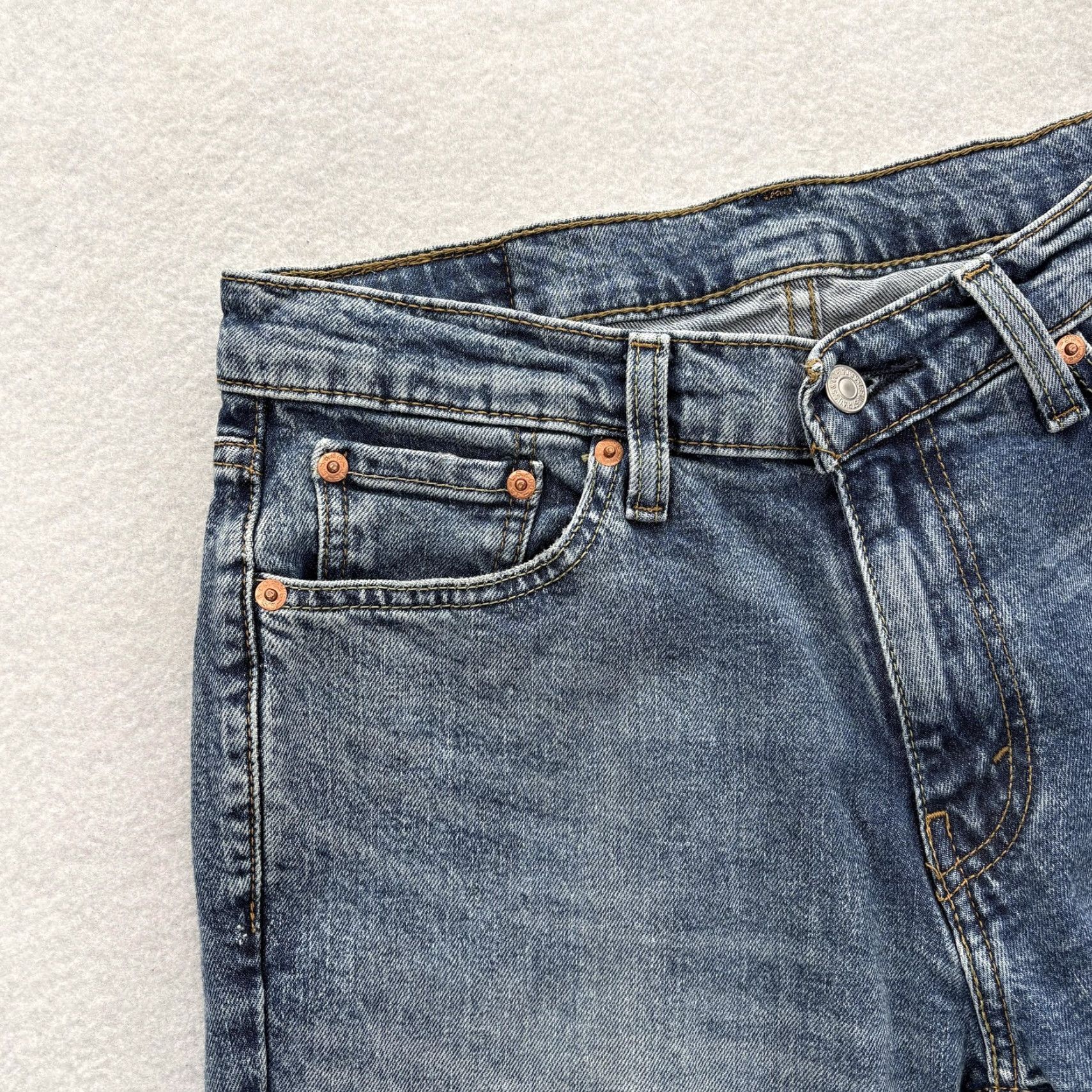Levi's Levi's 541 Athletic Taper Jeans Mens 30x30 Blue Medium Wash Stretch Denim Casual Size US 30 / EU 46 - 3 Thumbnail