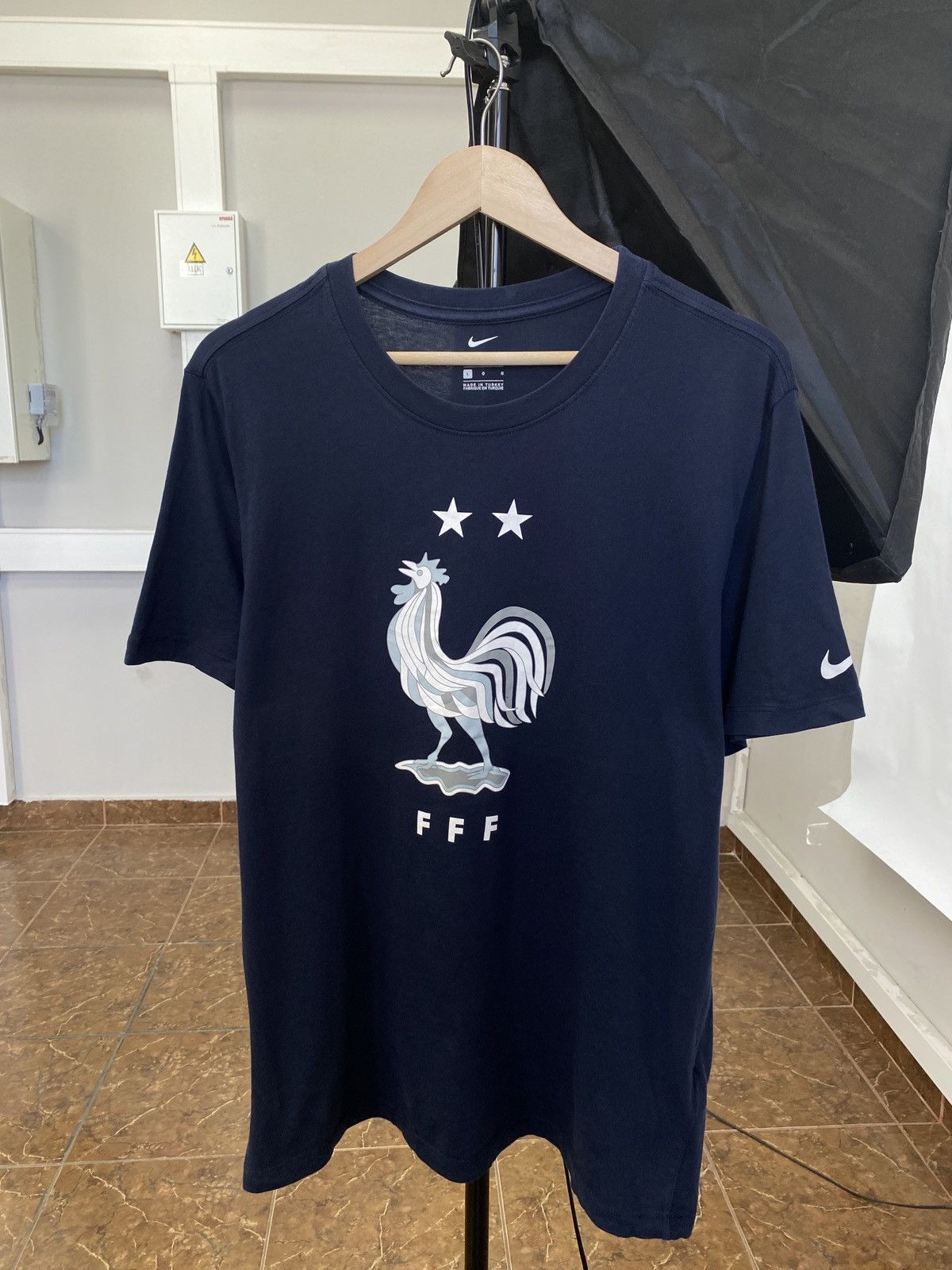 Nike 🇫🇷 Nike France Soccer T-Shirt Rare Retro Hype Y2K Size US L / EU 52-54 / 3 - 1 Thumbnail
