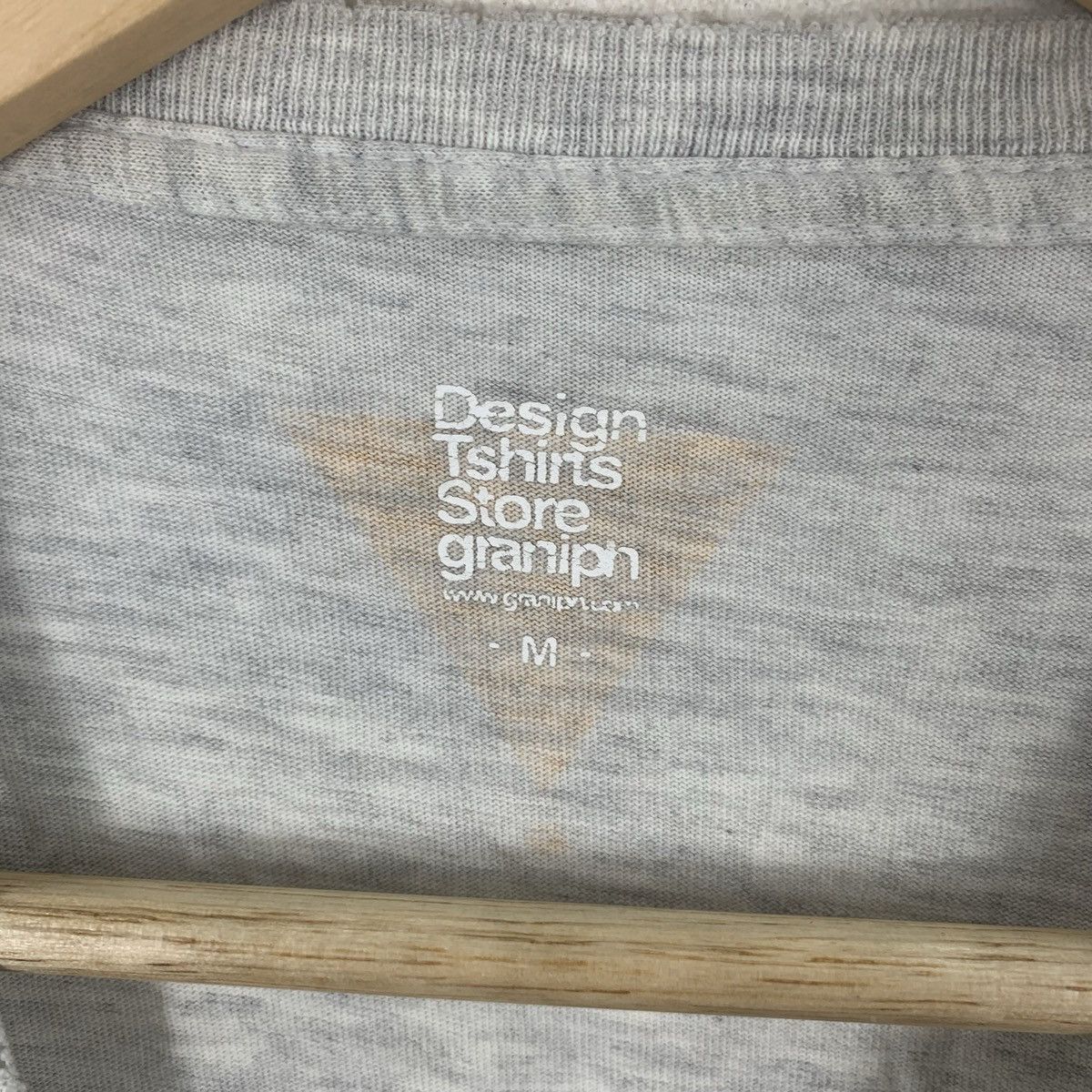 Other DESIGN TSHIRT STORE GRANIPH Orange Inverted Triangle Logo Size US M / EU 48-50 / 2 - 8 Thumbnail
