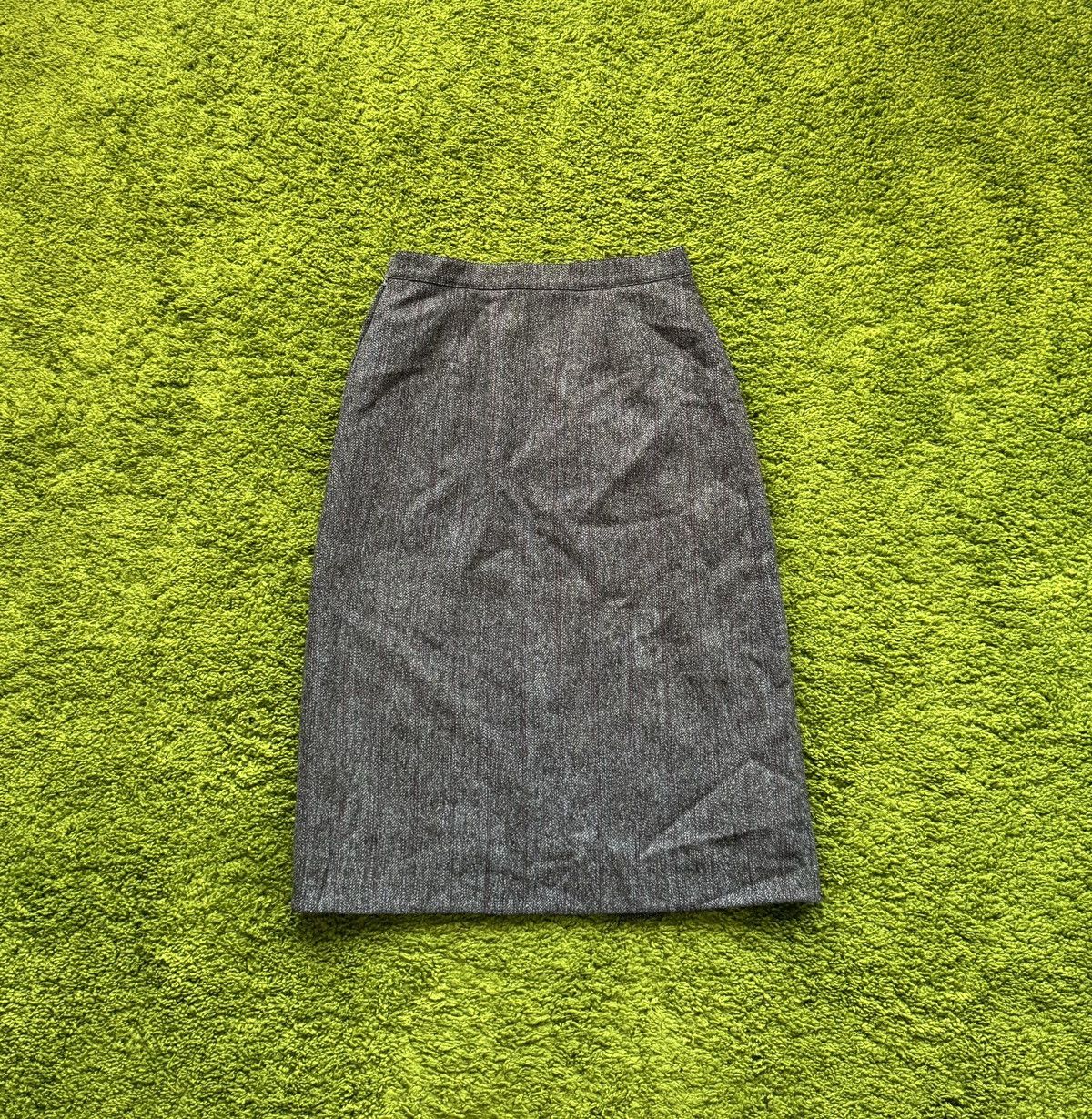 Max Mara × Weekend Max Mara Max Mara 90s vintage 100% wool tweed skirt Size 30" / US 8 / IT 44 - 3 Thumbnail