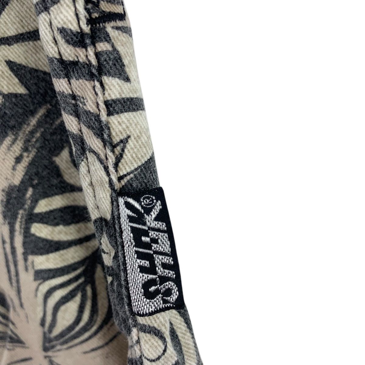 Vintage Vintage SHOK surf floral design short surf pants Size US 30 / EU 46 - 12 Thumbnail