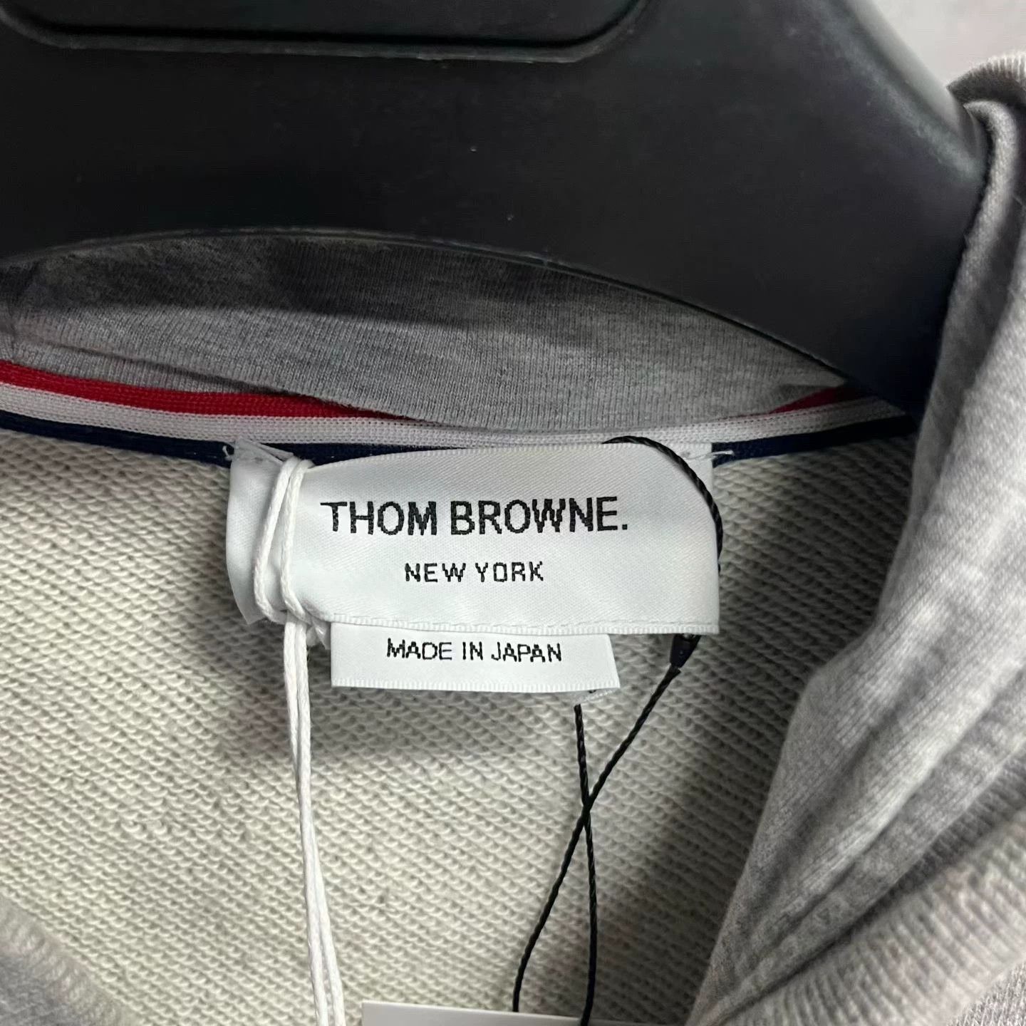 Thom Browne thom browne gray striped zip-up hoodie Size US M / EU 48-50 / 2 - 3 Thumbnail