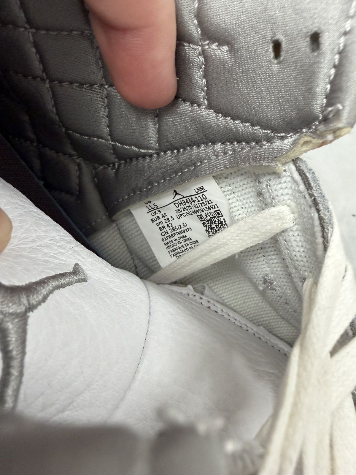 A Ma Maniere × Jordan Brand Jordan 3 Retro SP A Ma Maniére Size US 10 / EU 43 - 7 Thumbnail
