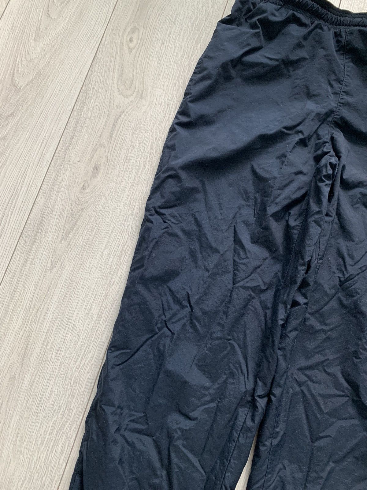 Vintage Vintage nike track pants y2k acg gorpcore sweatpants Size US 34 / EU 50 - 6 Thumbnail