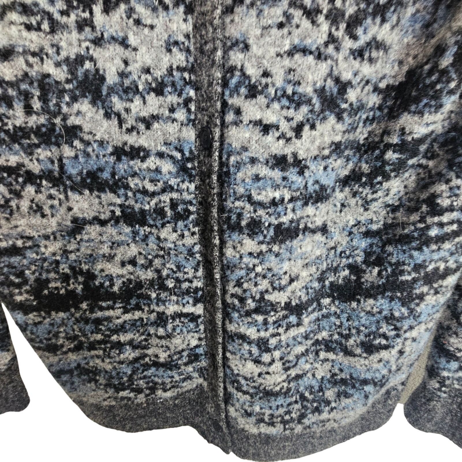 Athleta Athleta Westlake Cardigan Sweater Merino Wool Fog Camo Comfy Size M / US 6-8 / IT 42-44 - 4 Thumbnail