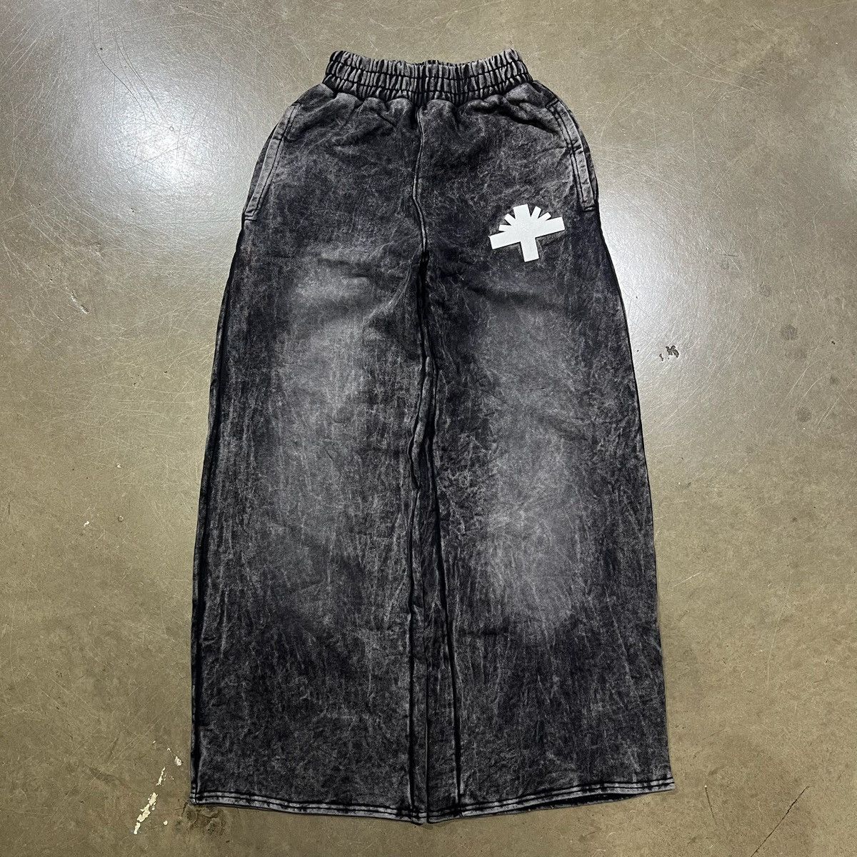 Vertabrae Vertabrae Flare Sweatpants Size US 26 / EU 42 - 1 Thumbnail