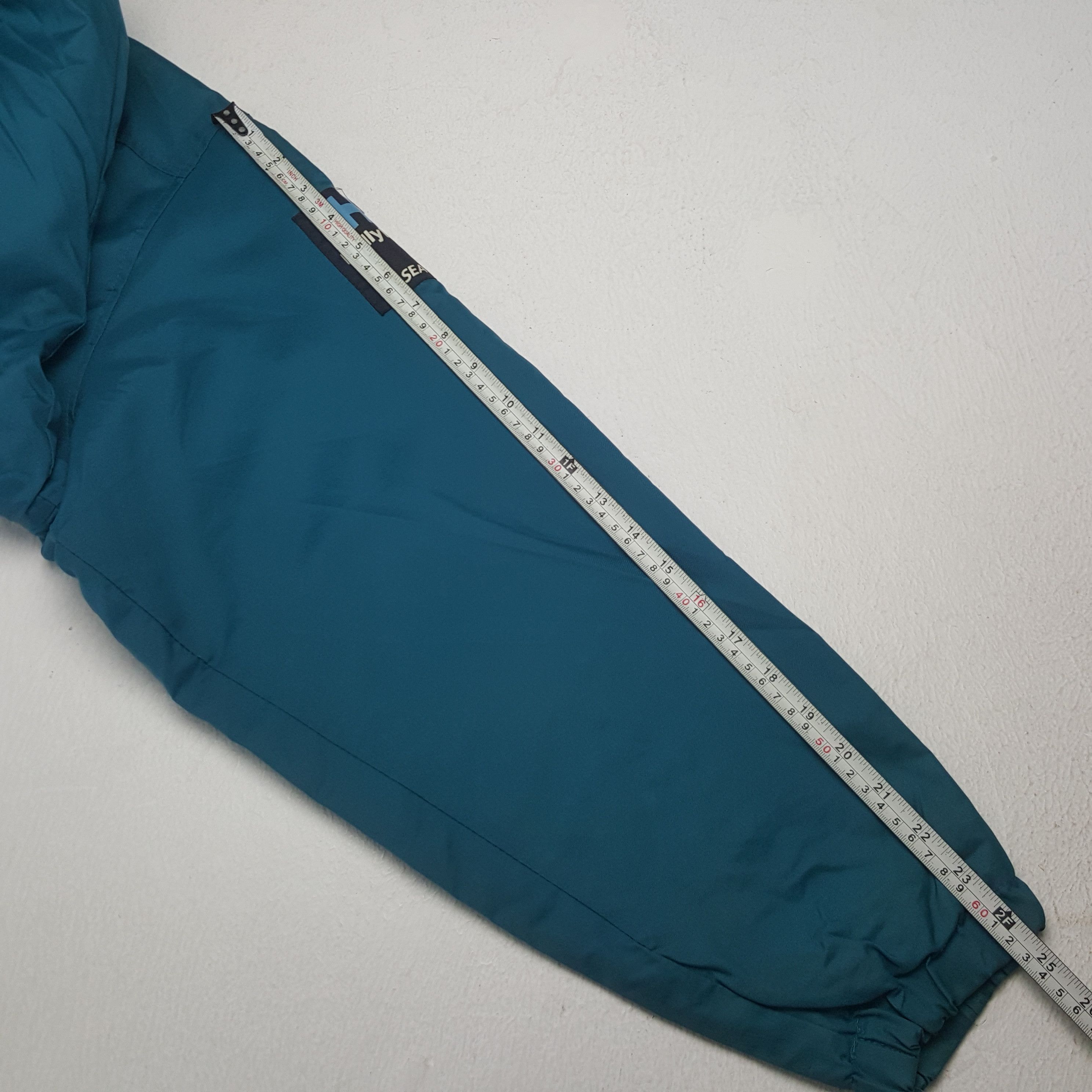 Helly Hansen × Vintage Vintage Helly Hansen Custom Japan Skull Winter Jacket Size US L / EU 52-54 / 3 - 9 Thumbnail