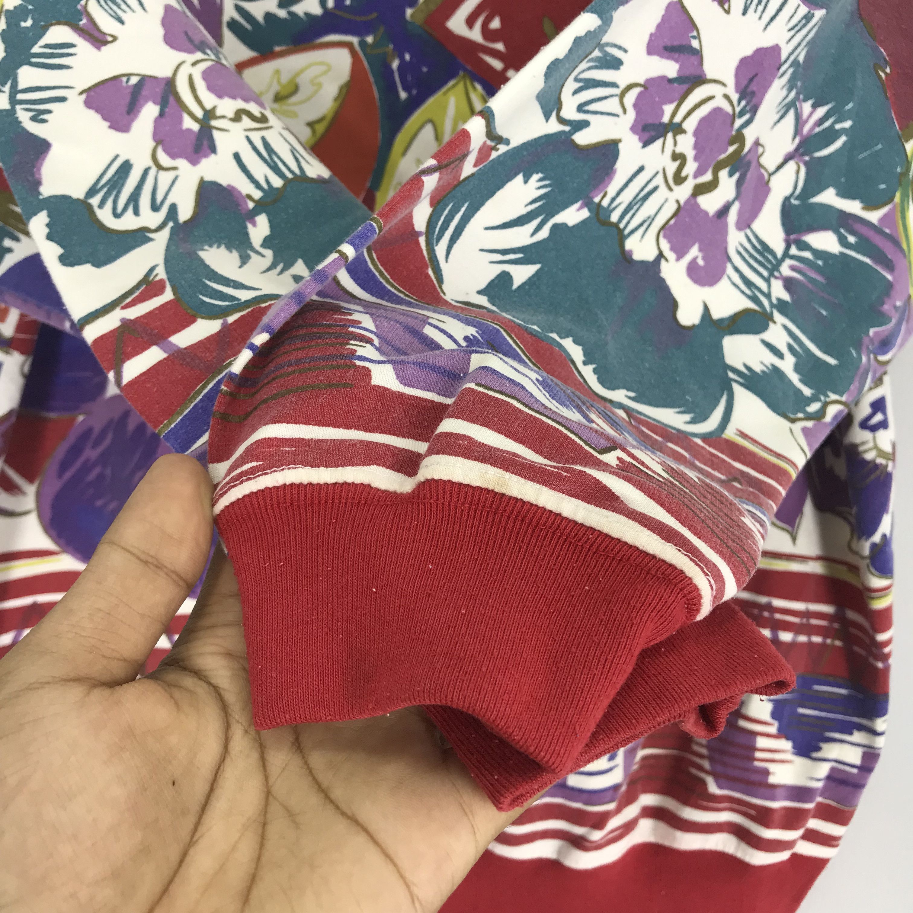 Arts & Science Vintage 90s Retro Fruit Flower Pop Art - 55 Size US M / EU 48-50 / 2 - 5 Thumbnail