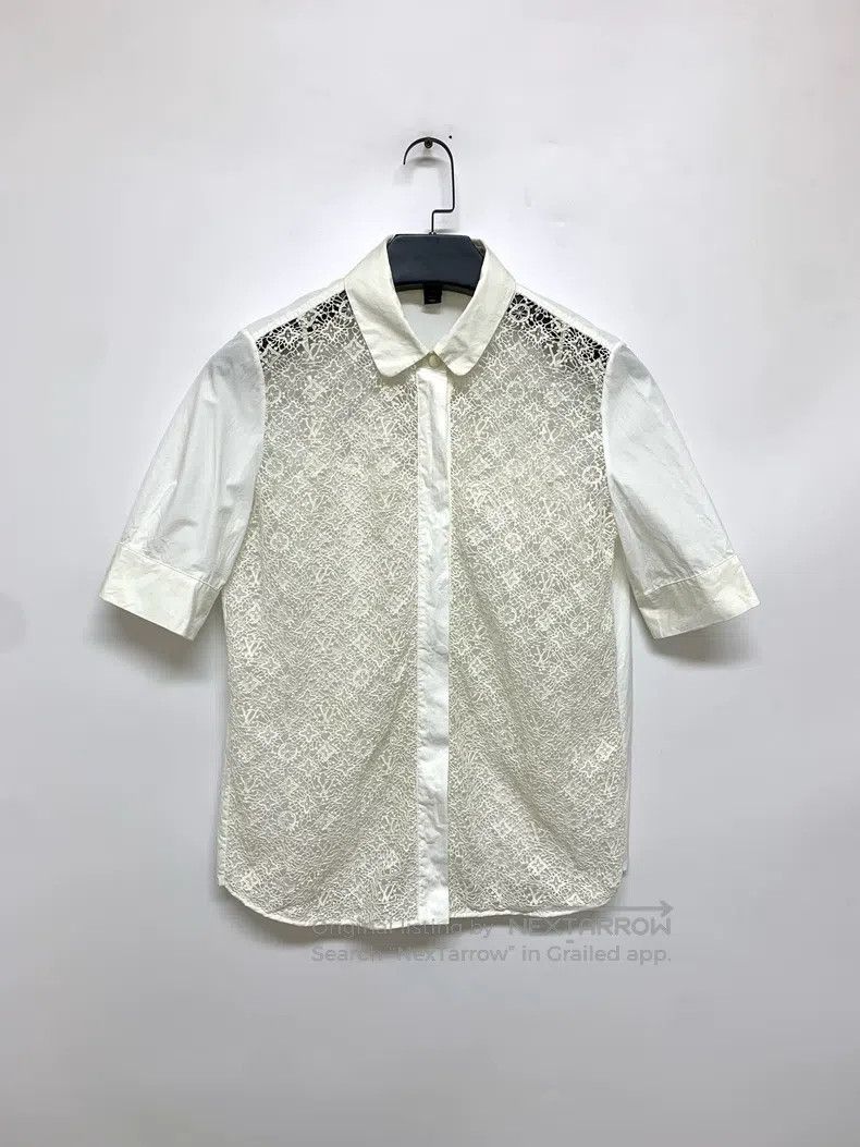 Louis Vuitton Louis Vuitton White Lace Short Sleeve Shirt Size XS / US 0-2 / IT 36-38 - 1 Thumbnail
