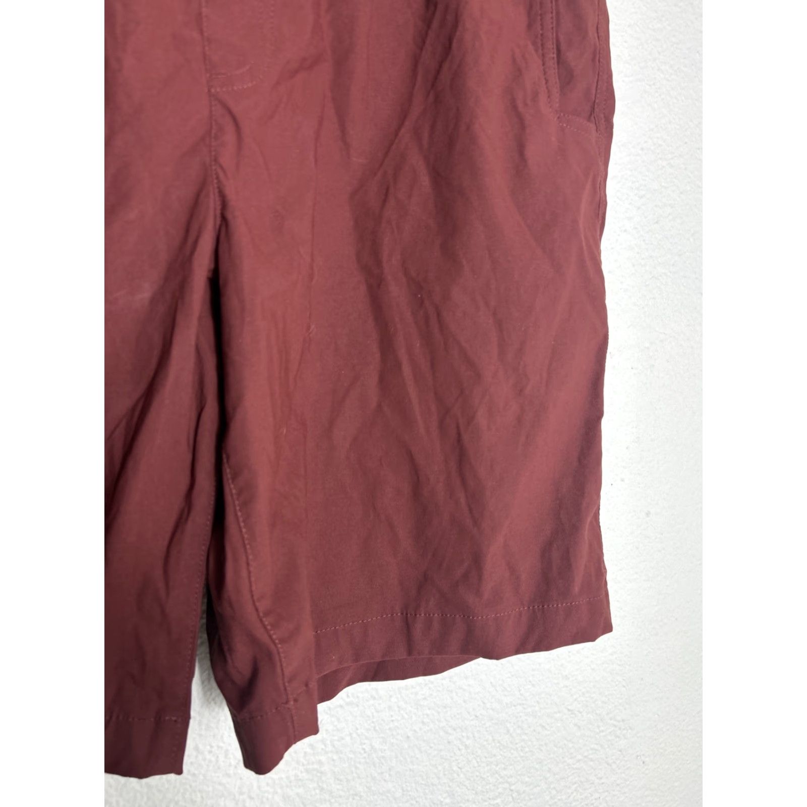 Eddie Bauer VINTAGE Eddie Bauer Mens 2XL Nylon Spandex Cargo Shorts Red Rust Pullon Drawstring Cargo Short Mens Regular Red 2XL Jeans? Size US 39 - 5 Thumbnail