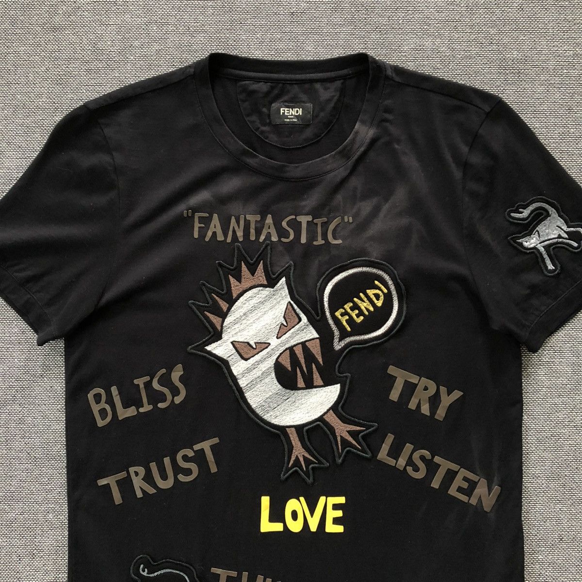 Fendi FENDI Fantastic Monster Logo Appliqued T-Shirt Size US S / EU 44-46 / 1 - 3 Thumbnail