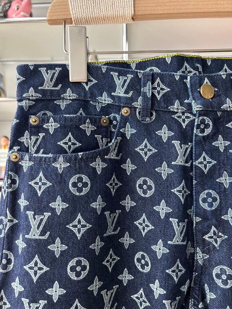 Louis Vuitton Louis Vuitton 18SS original Vivienne blue full Monogram lo Size US 30 / EU 46 - 4 Thumbnail