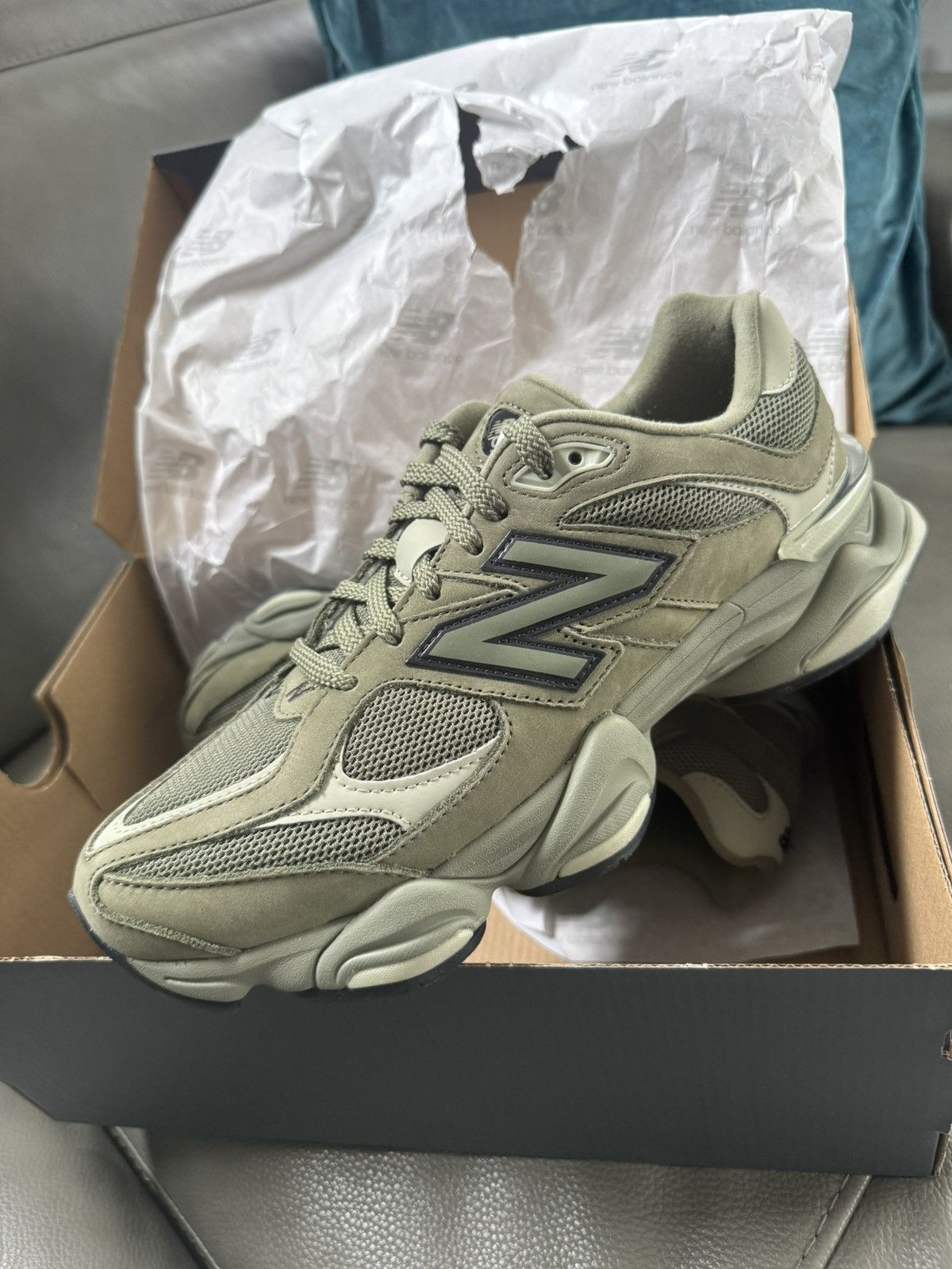 New Balance New Balance 9060 Size US 8 / EU 41 - 5 Thumbnail